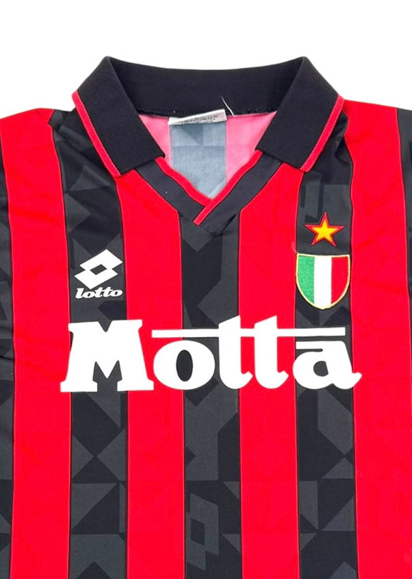 AC MILAN 1993 94 HOME SHIRT2 Front Detail