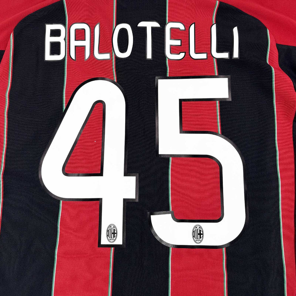 AC MILAN 2012/13 HOME SHIRT - #45 BALOTELLI (SIZE 152 KIDS)