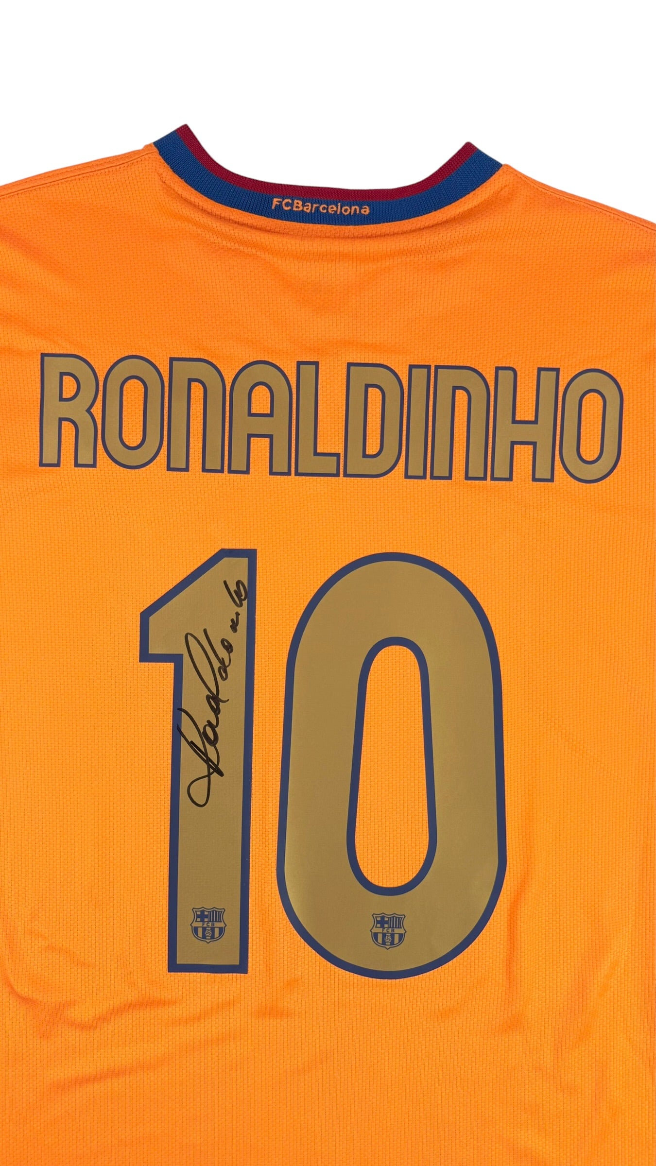 FC BARCELONA 2006/07 AWAY SHIRT - SIGNED #10 RONALDINHO (SIZE L)