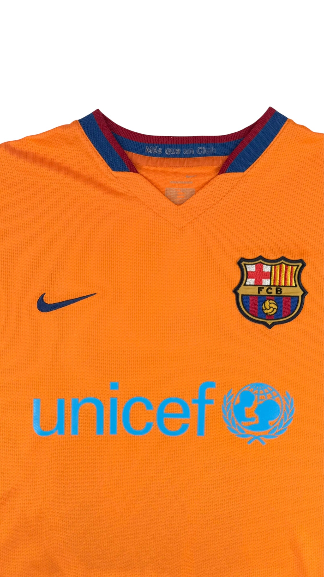 FC BARCELONA 2006/07 AWAY SHIRT - SIGNED #10 RONALDINHO (SIZE L)