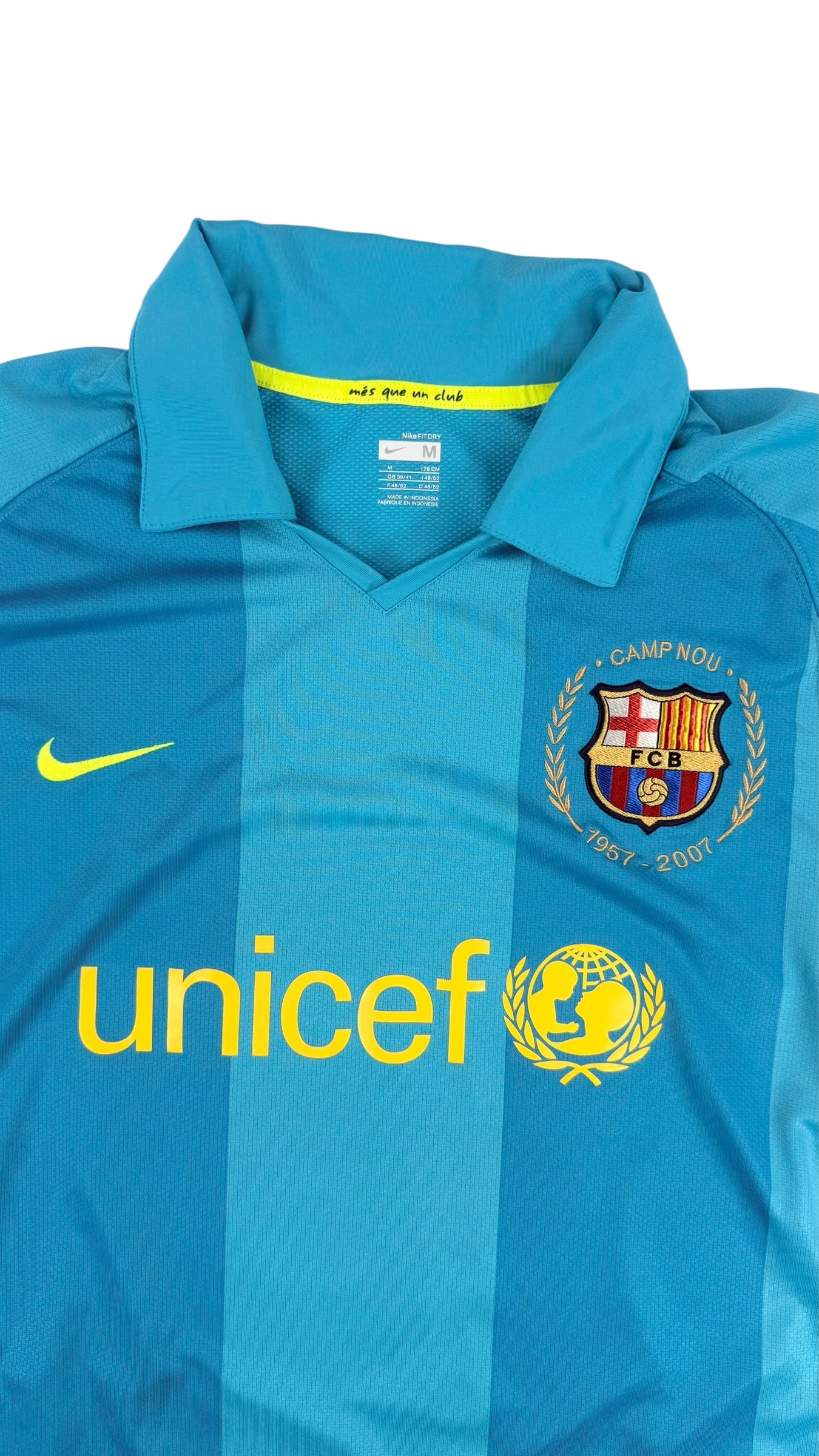 FC BARCELONA 2007/08 AWAY SHIRT - SIGNED #10 RONALDINHO (SIZE M)