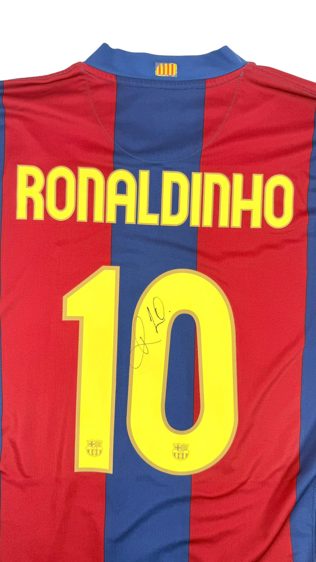 FC BARCELONA 2007/08 HOME SHIRT - SIGNED #10 RONALDINHO (SIZE L)