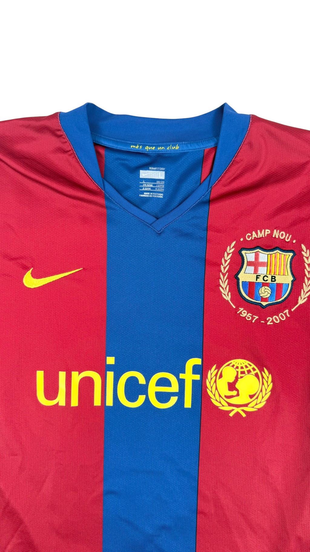 FC BARCELONA 2007/08 HOME SHIRT - SIGNED #10 RONALDINHO (SIZE L)