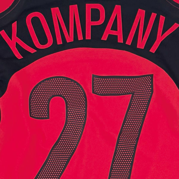 BELGIUM 2004/2005 HOME SHIRT - PLAYER ISSUE #27 KOMPANY (SIZE L) NWT