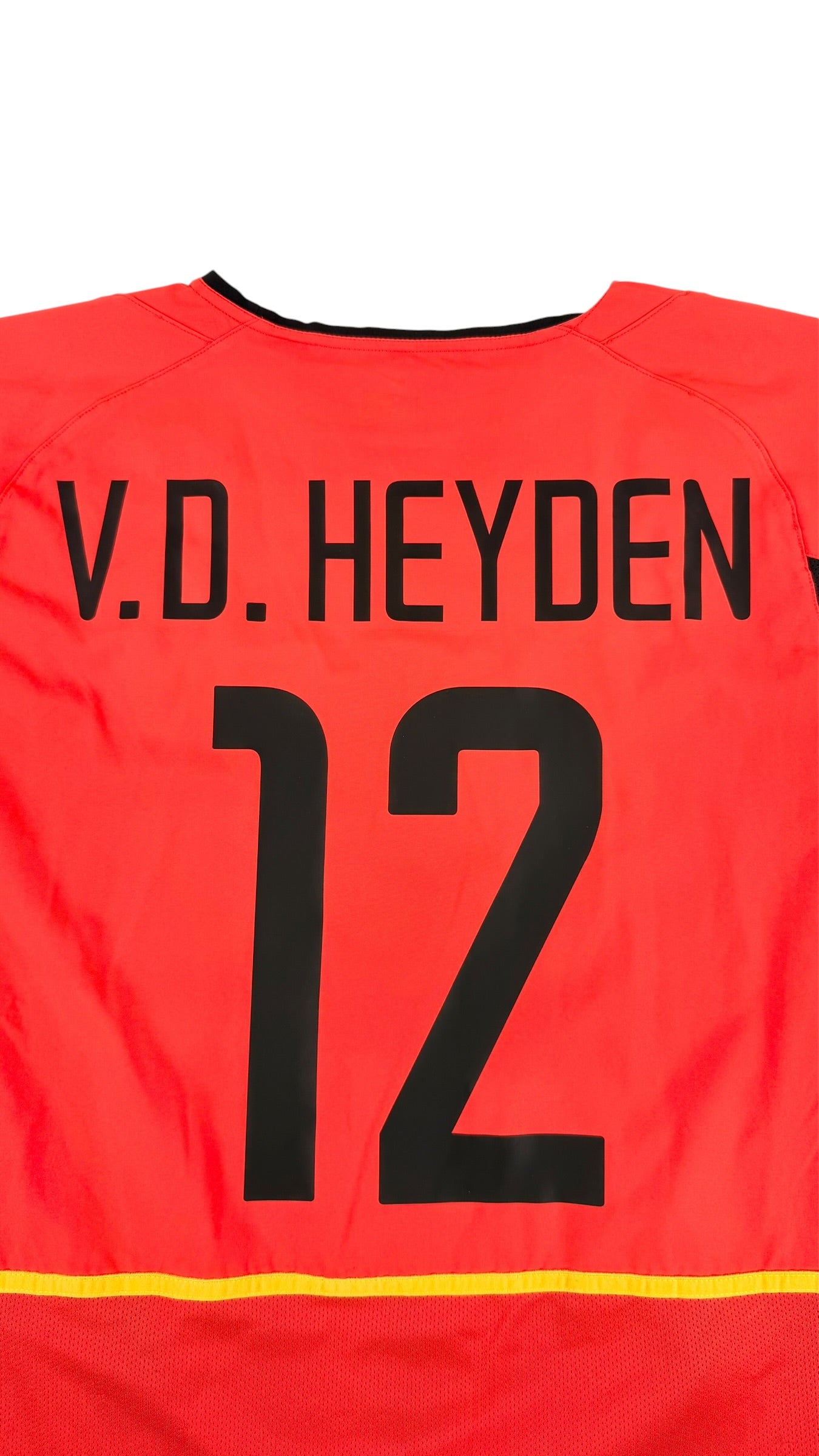 BELGIUM 2000/01 HOME SHIRT - #12 VAN DER HEYDEN (SIZE L)