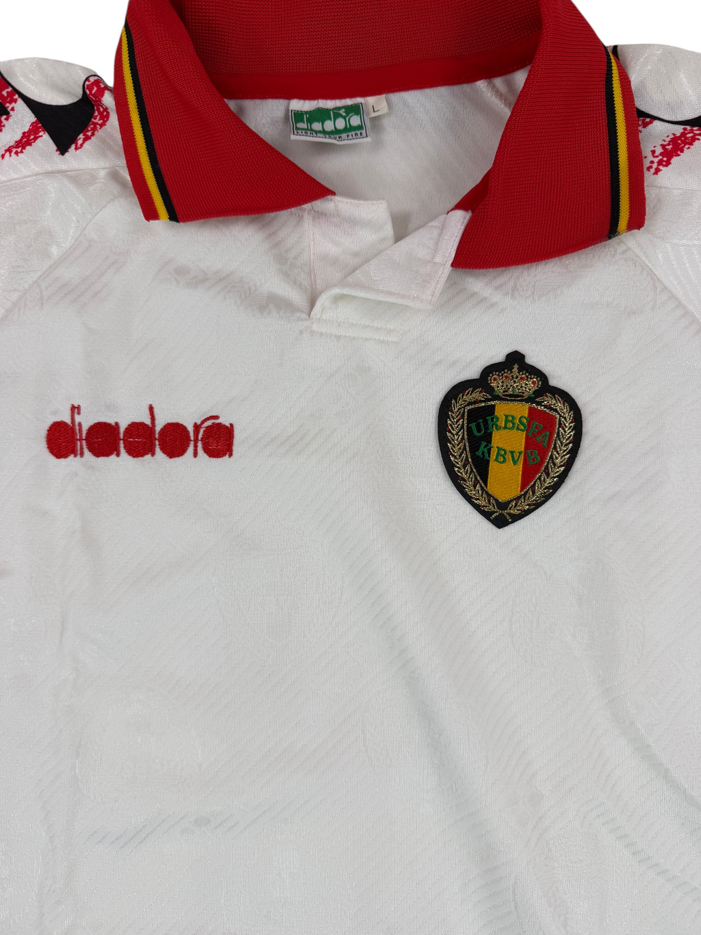 BELGIUM 1994/1995 AWAY SHIRT (SIZE L)