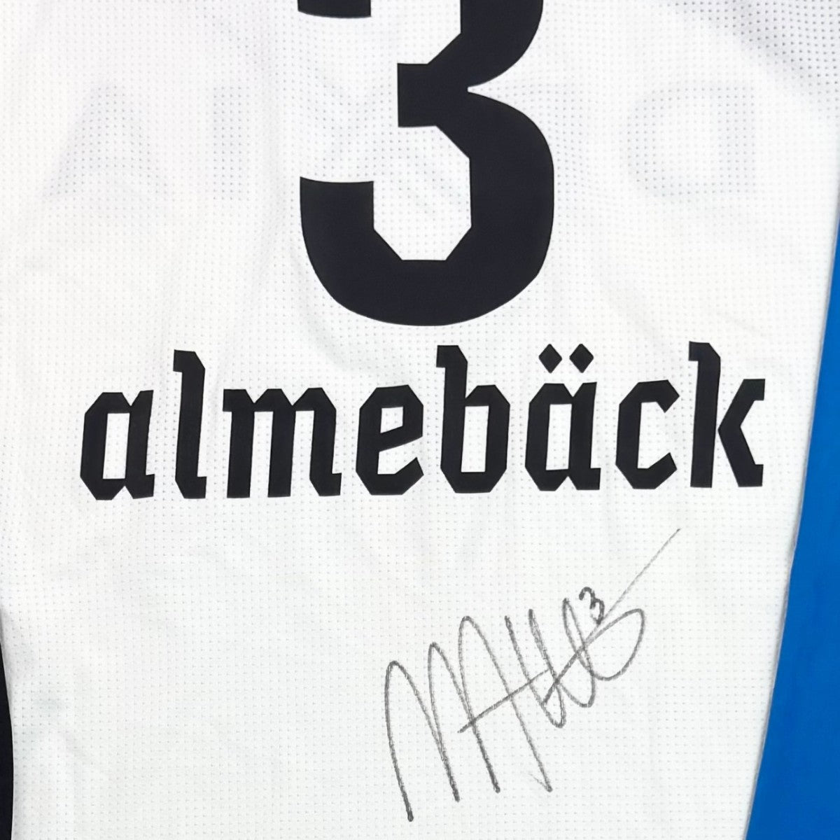 CLUB BRUGGE 2011/12 AWAY SHIRT – MATCHWORN/ISSUED & SIGNED #3 ALMEBACK