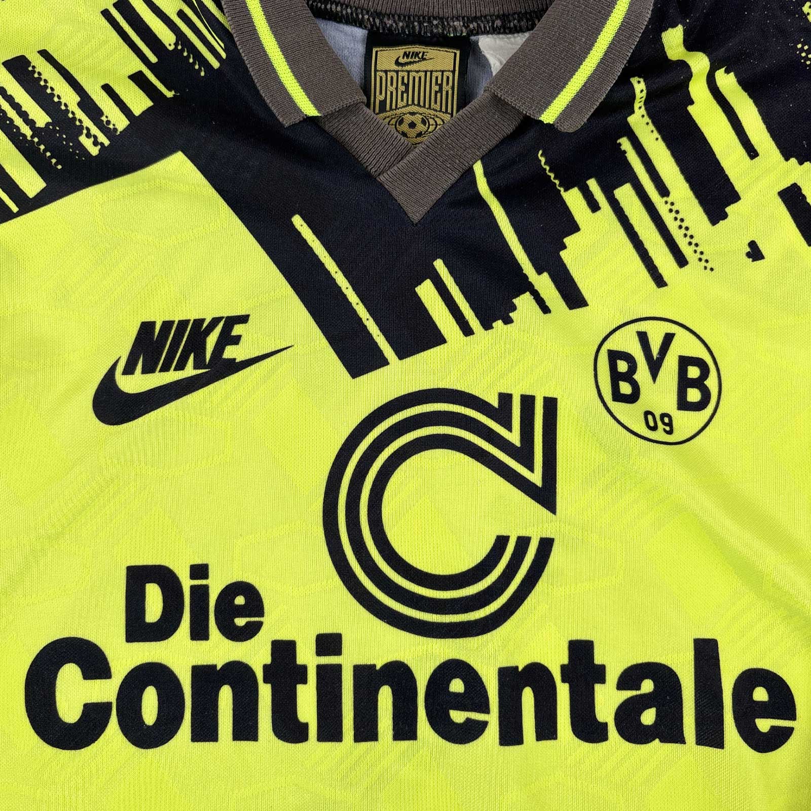 BORUSSIA DORTMUND 1993/94 HOME SHIRT