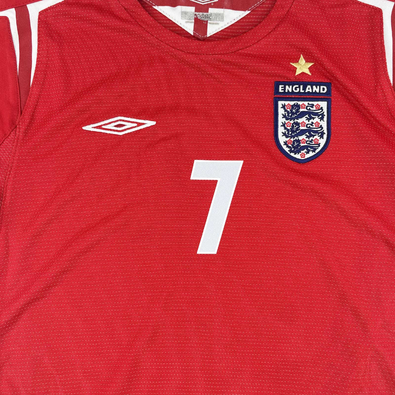 ENGLAND 2004/06 AWAY SHIRT - #7 BECKHAM