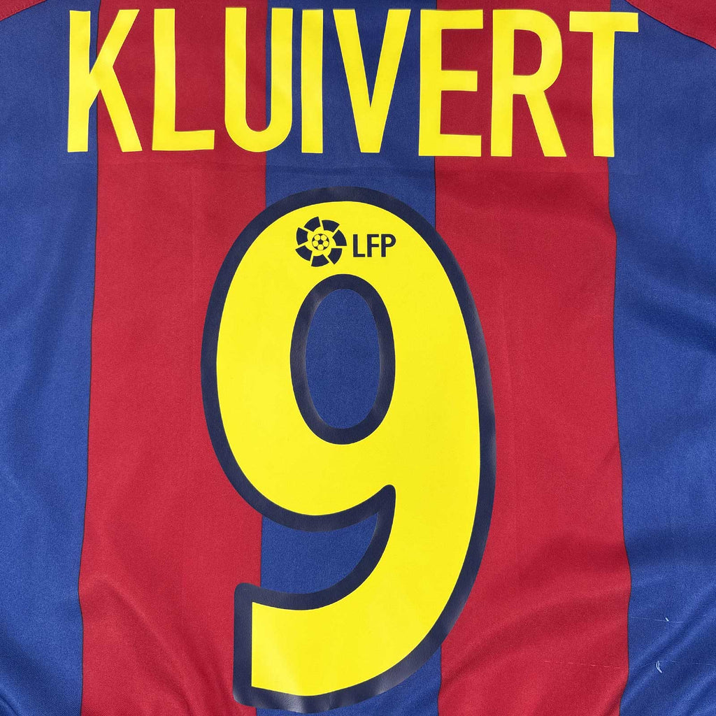 FC BARCELONA 2002/03 HOME SHIRT - #21 KLUIVERT (SIZE 152/158 KIDS)