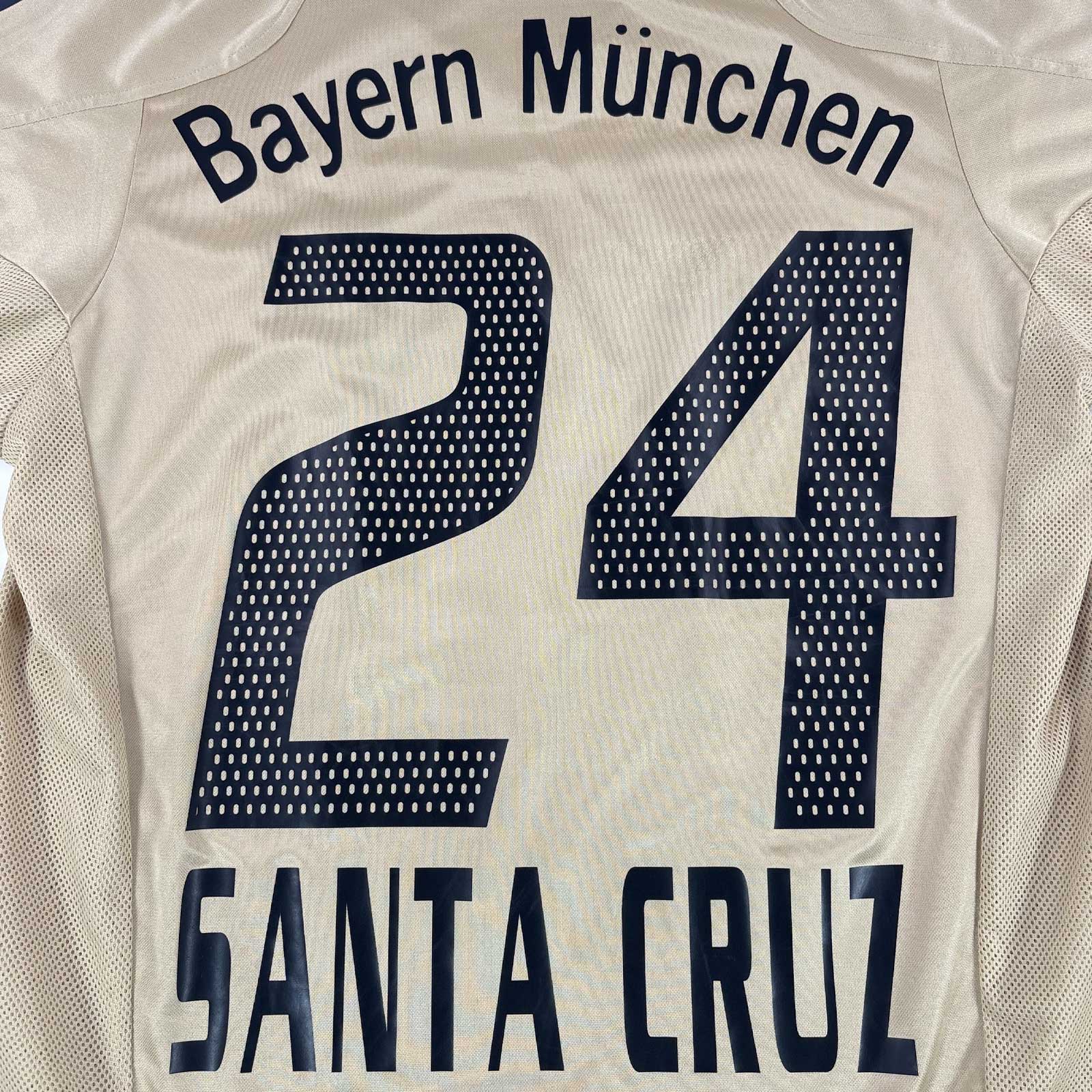 FC BAYERN MUNICH 2004/06 AWAY SHIRT - #24 SANTA CRUZ