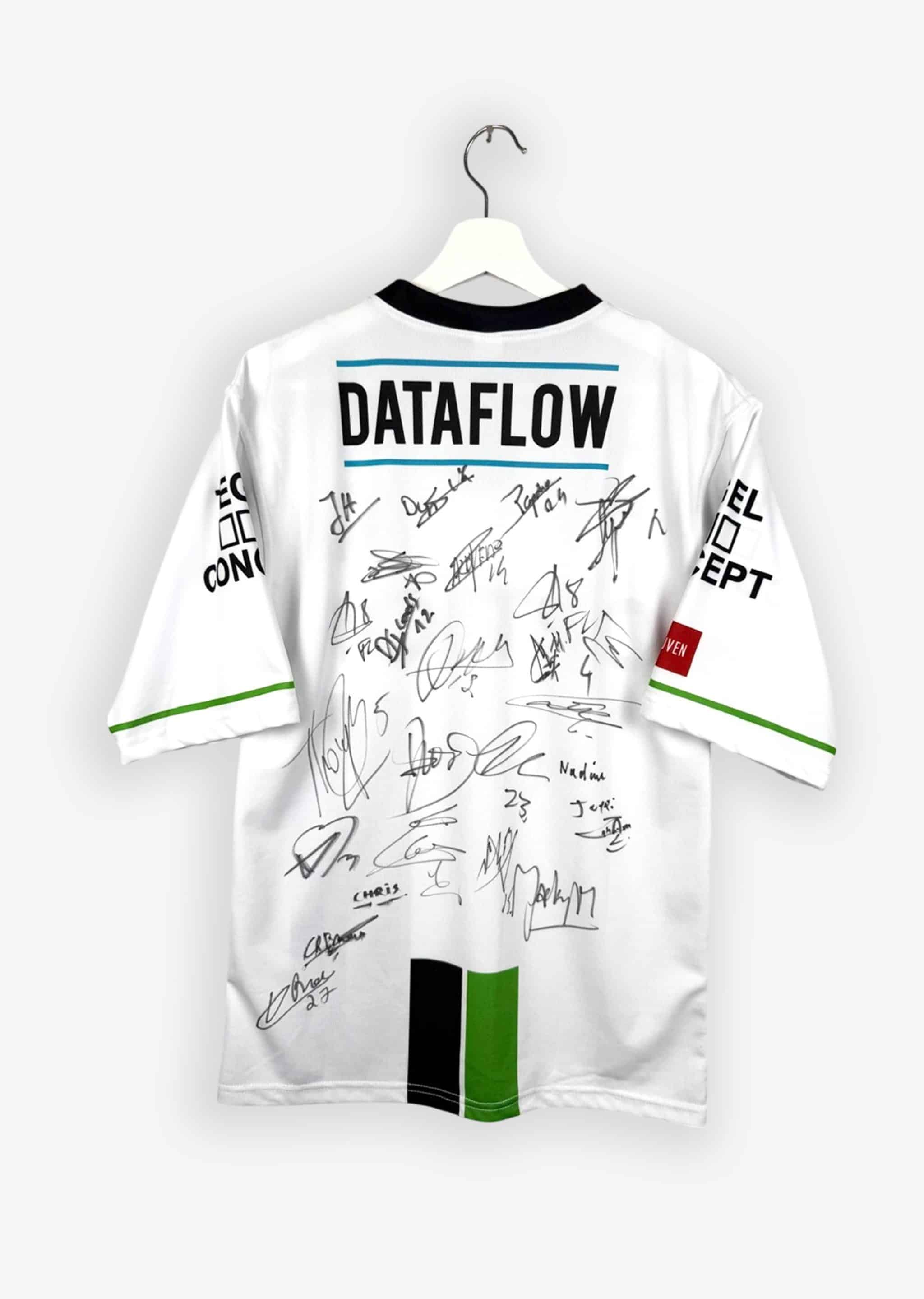 OH LEUVEN 2016/17 HOME SHIRT SIGNED (SIZE M)