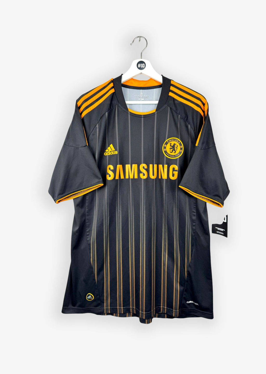 CHELSEA 2010/11 AWAY SHIRT - #8 LAMPARD (SIZE L)