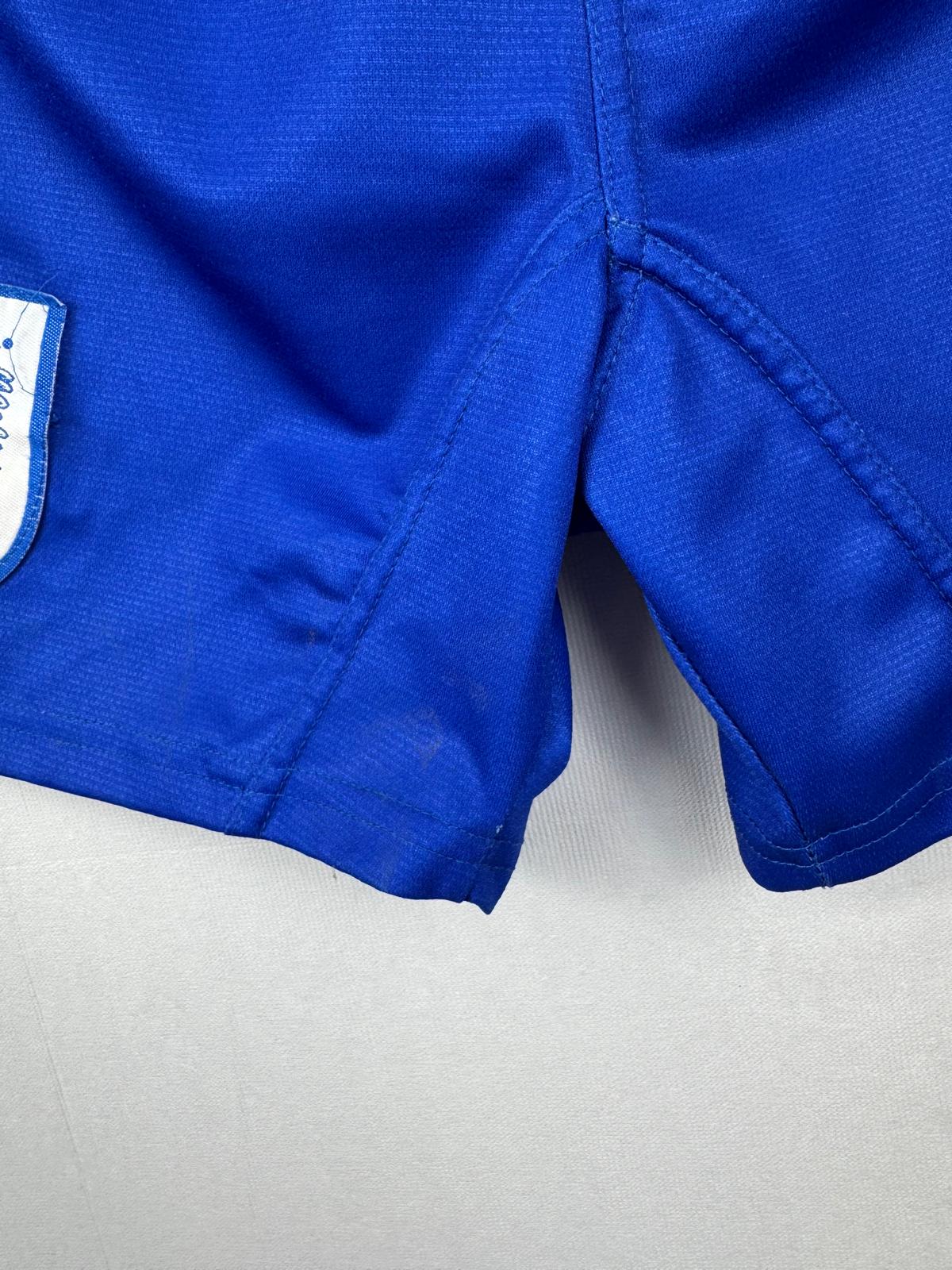 KAA GENT 2000/01 SHORTS (SIZE M)