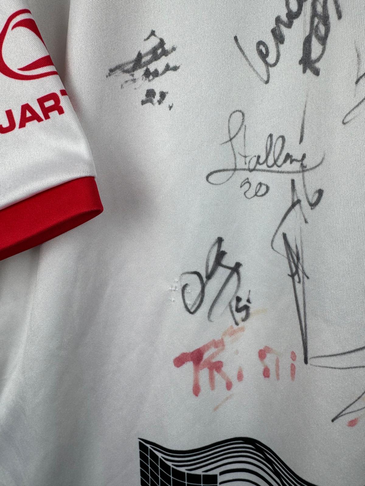 ROYAL ANTWERP 2011/13 AWAY SHIRT - SIGNED BY PLAYERS (SIZE L/XL)
