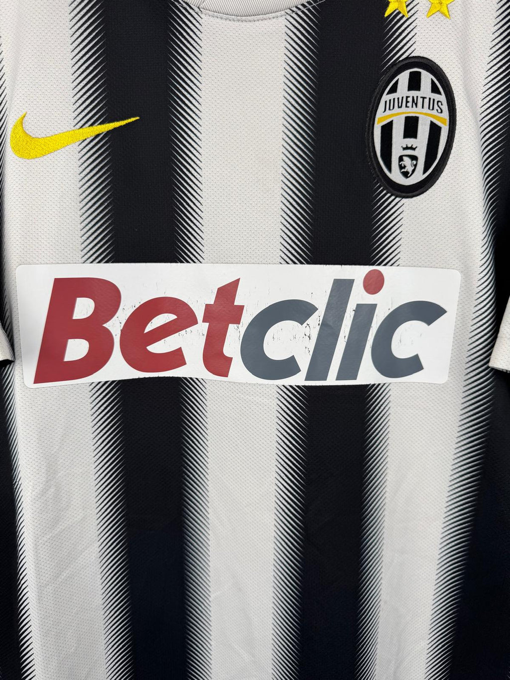 JUVENTUS 2011/12 HOME SHIRT - #21 PIRLO (SIZE L)