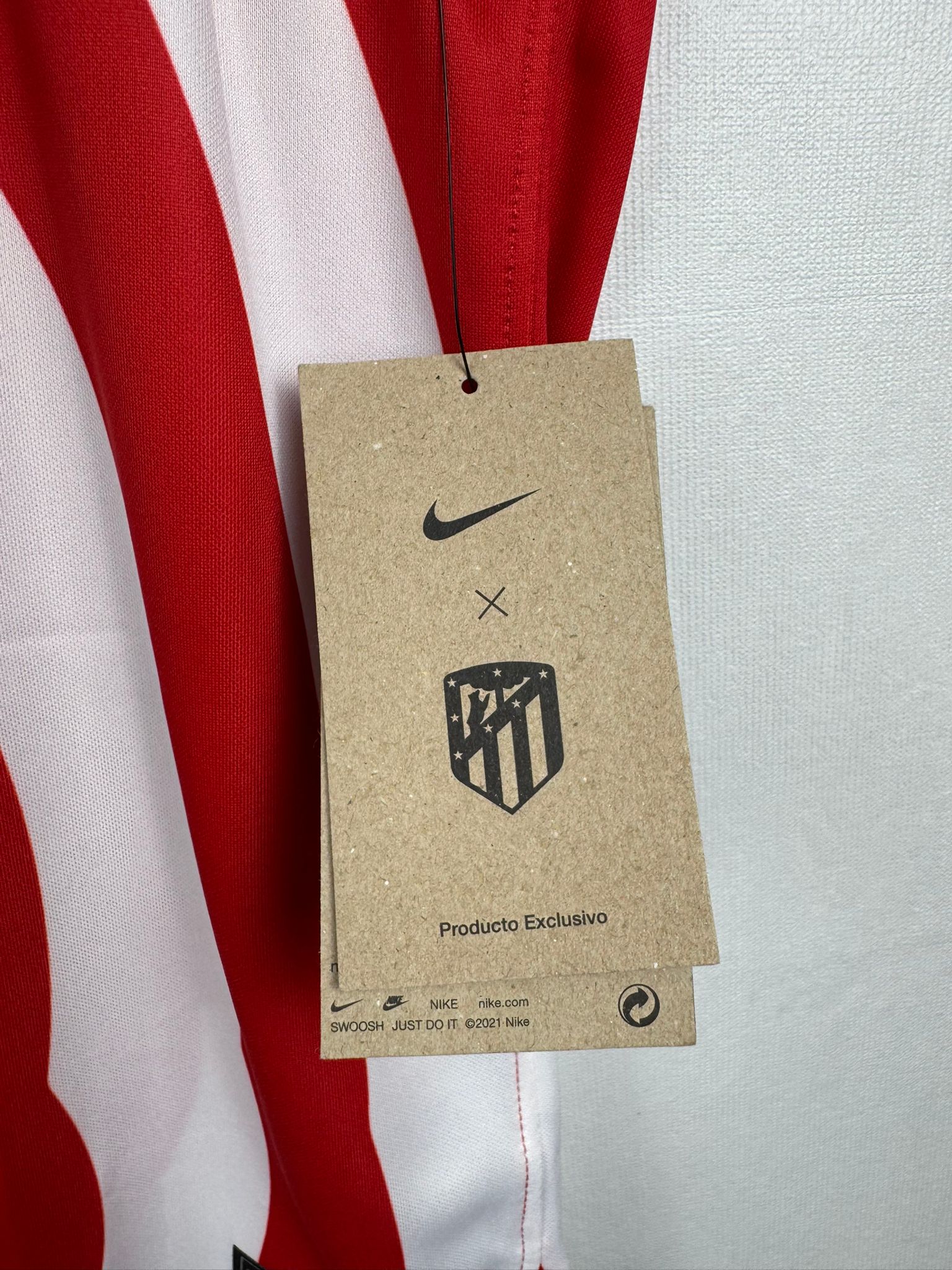 ATLETICO MADRID 2022/23 HOME SHIRT - #8 GRIEZMANN (SIZE M) NWT