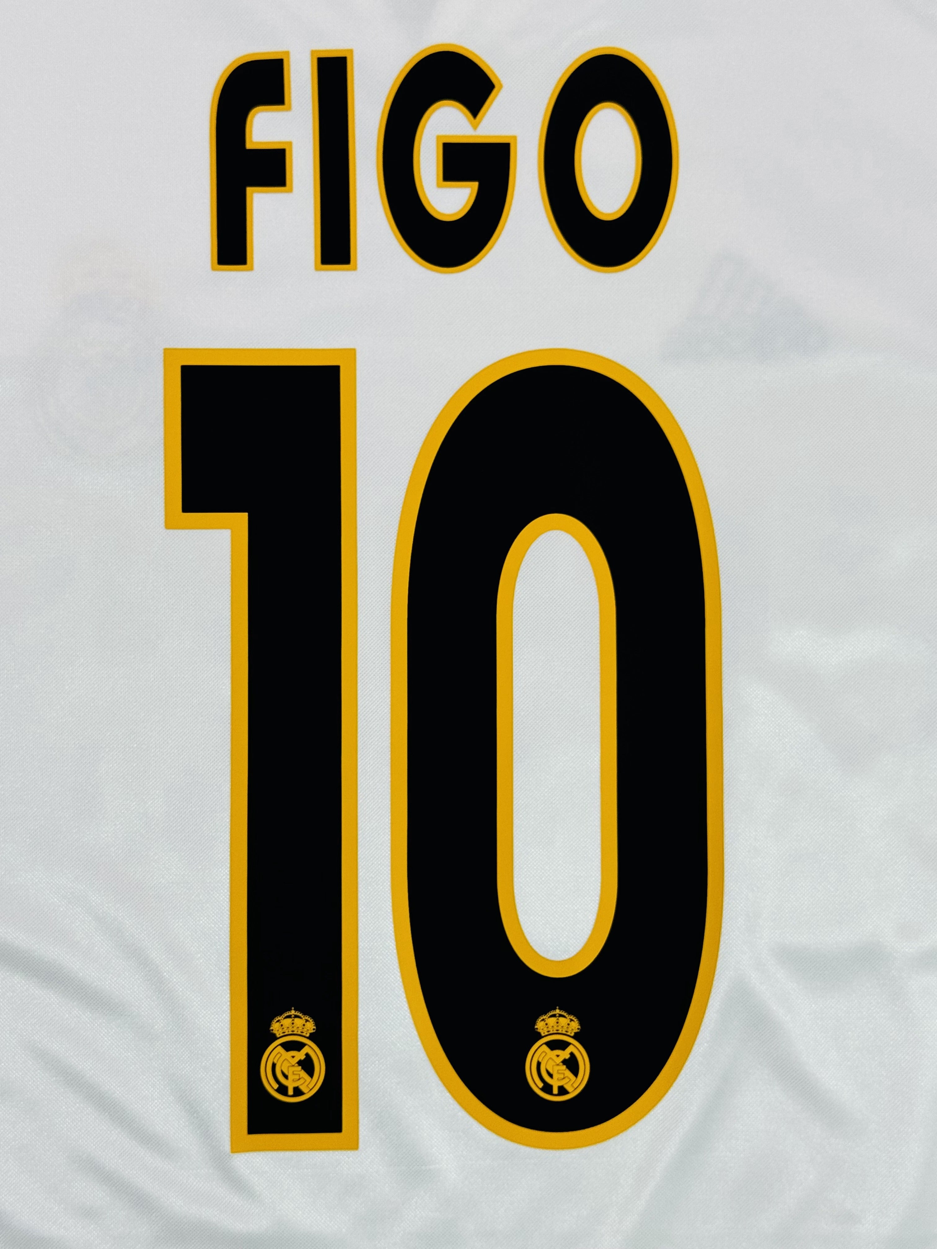 REAL MADRID 2004/05 HOME SHIRT - #10 FIGO (SIZE XL)