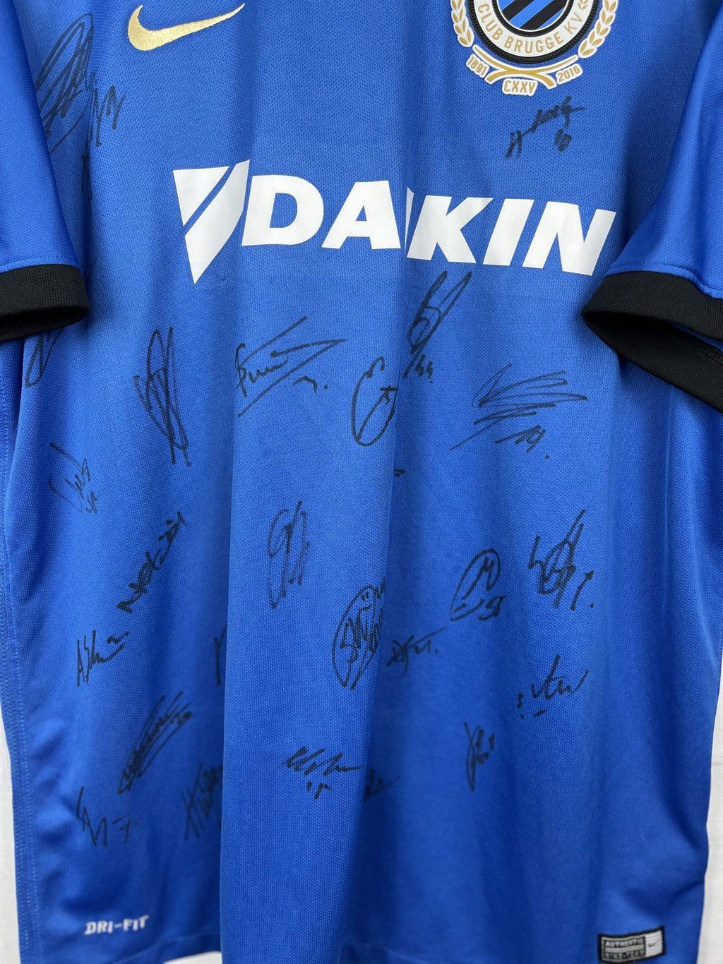 CLUB BRUGGE 2016/17 HOME SHIRT SIGNED (SIZE XL)