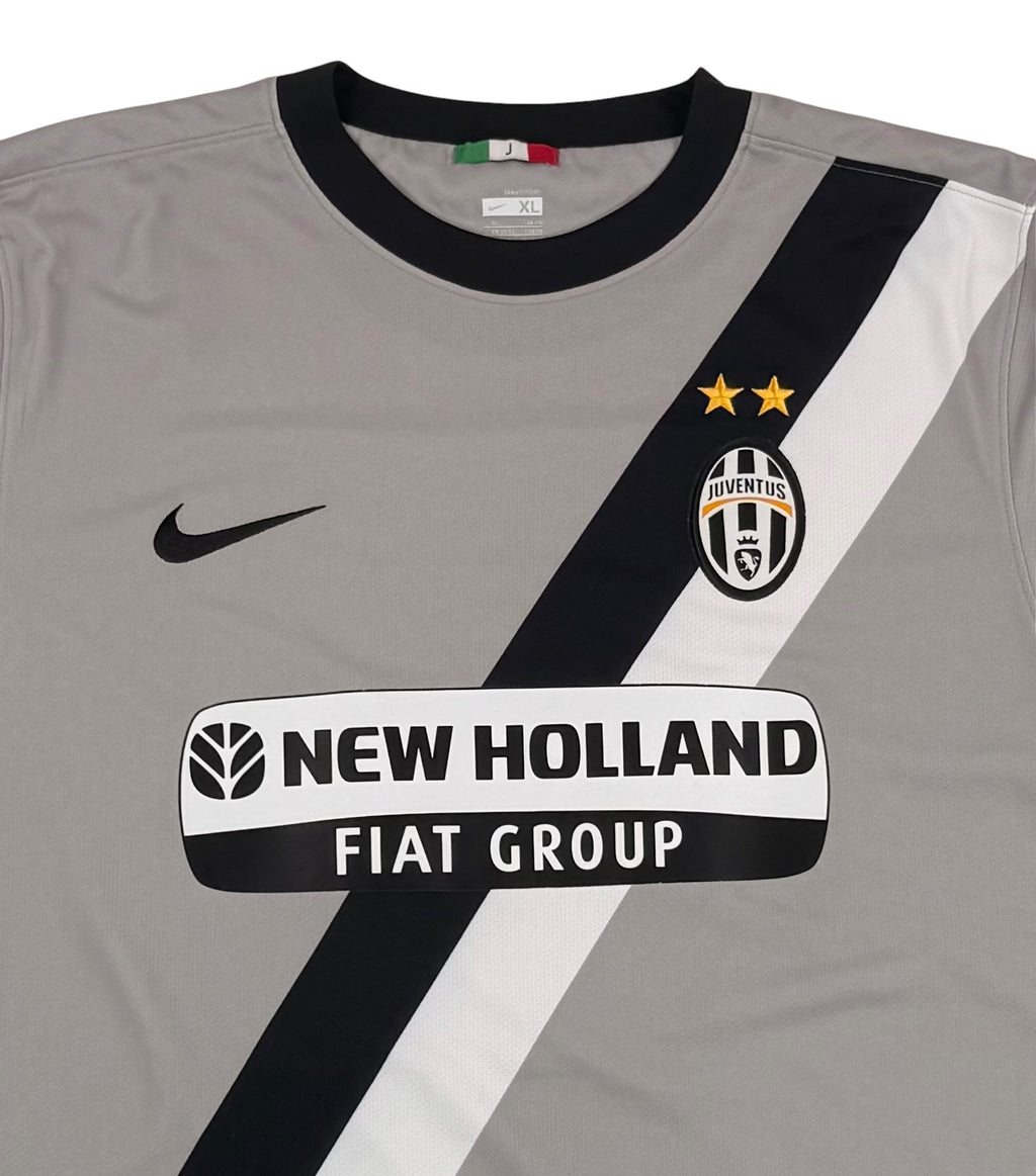 JUVENTUS 2009/10 AWAY SHIRT - #10 DEL PIERO (SIZE XL)