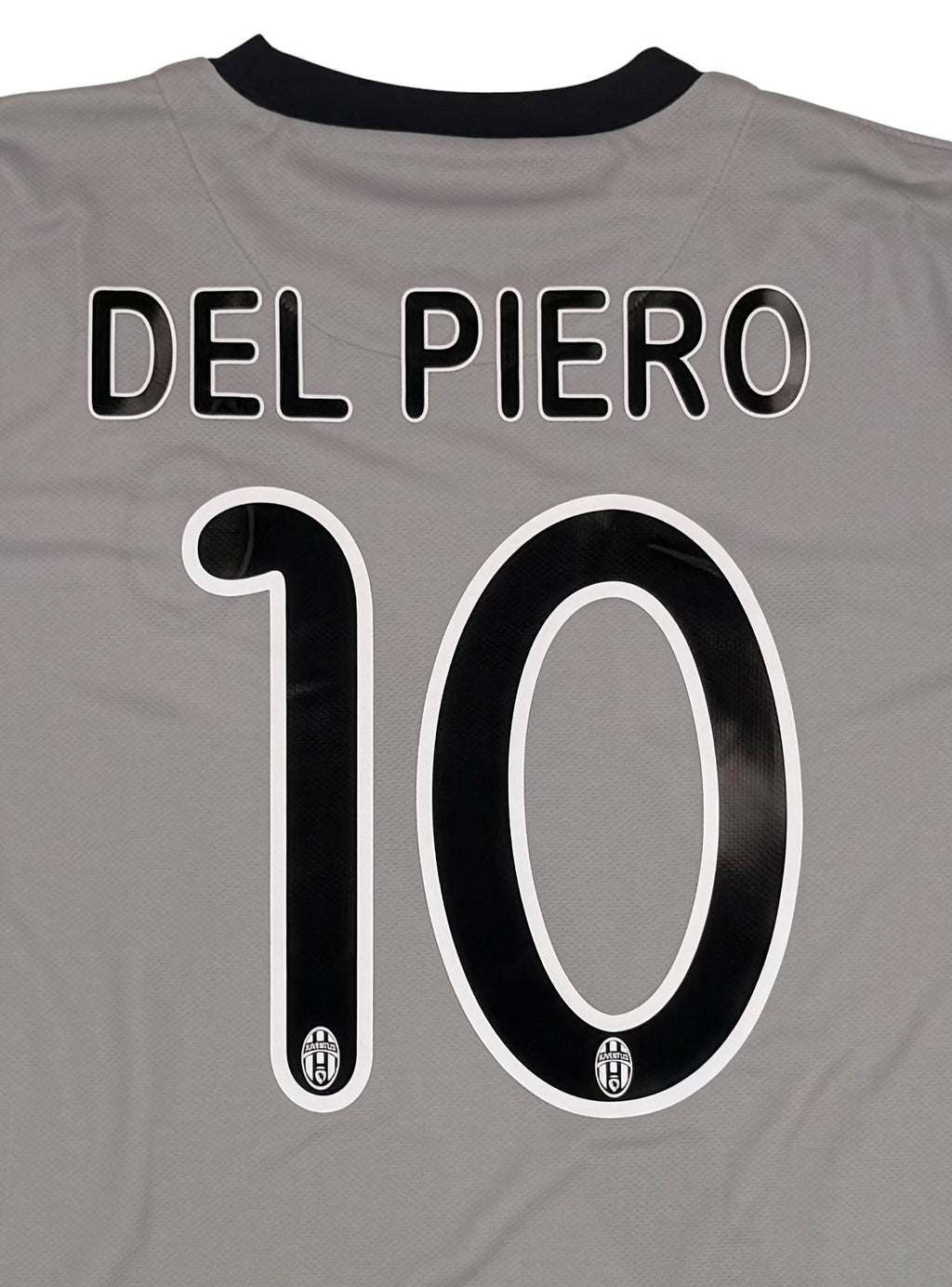 JUVENTUS 2009/10 AWAY SHIRT - #10 DEL PIERO (SIZE XL)