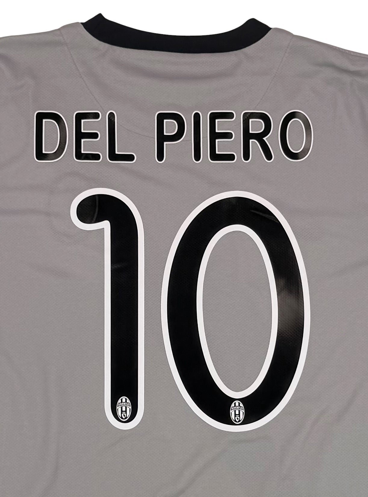 JUVENTUS 2009/10 AWAY SHIRT - #10 DEL PIERO (SIZE XL)