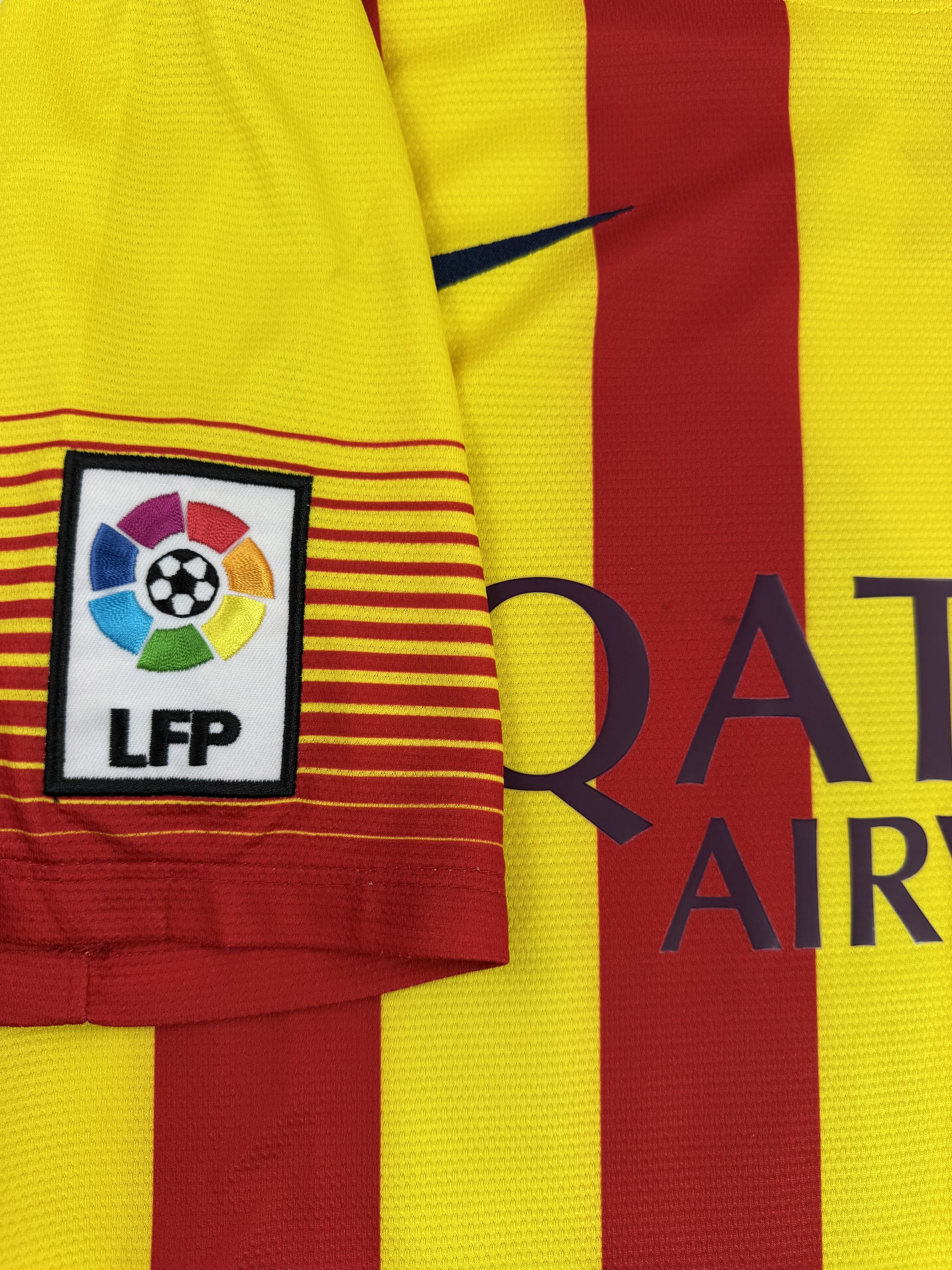 FC BARCELONA 2013/14 AWAY SHIRT - #10 MESSI (SIZE S)