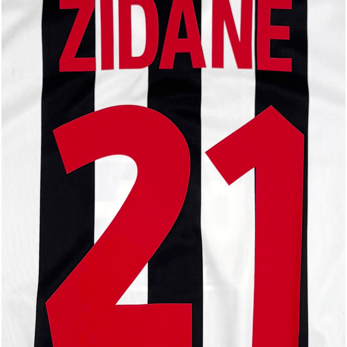 JUVENTUS 1998/00 HOME SHIRT - #21 ZIDANE