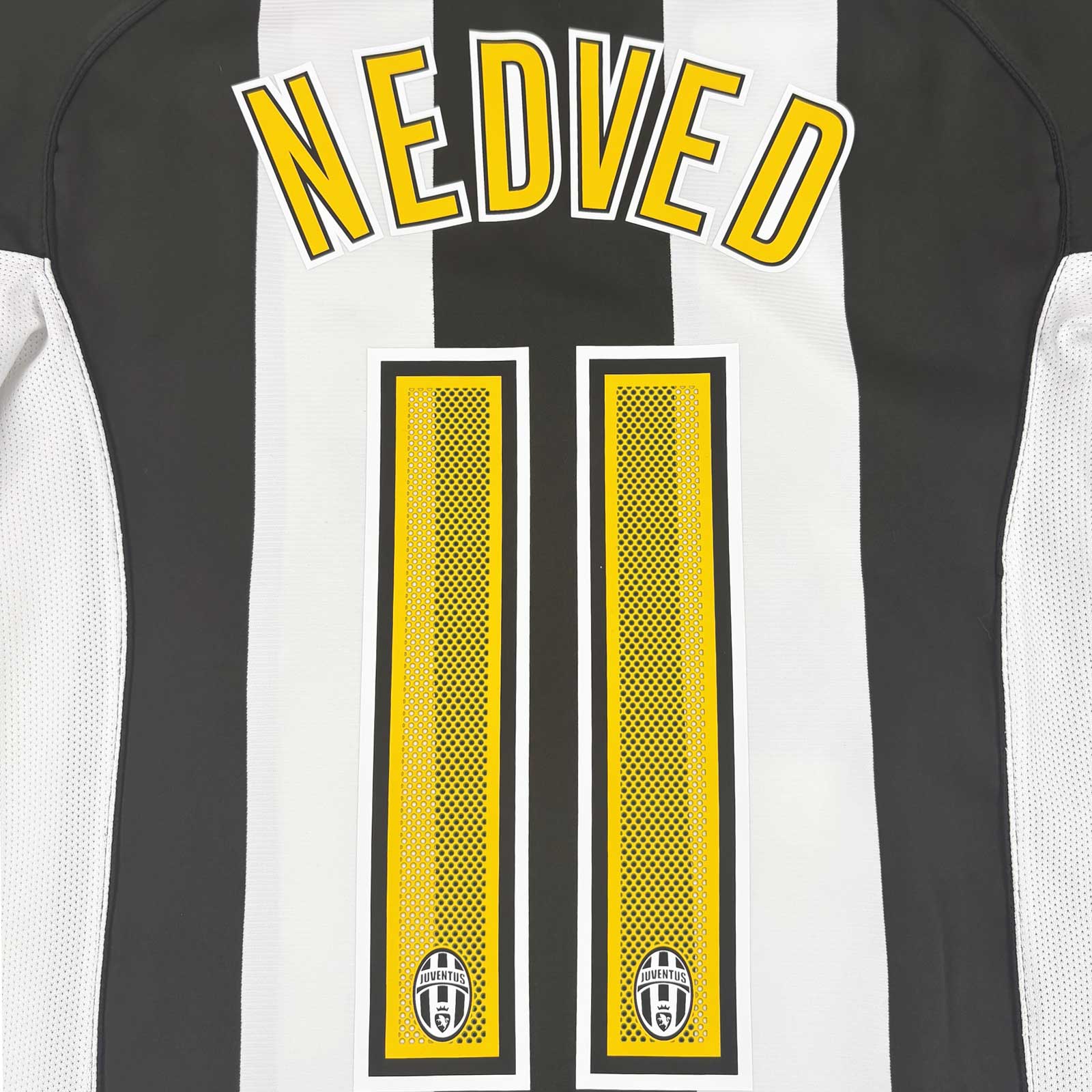 JUVENTUS 2004/05 HOME SHIRT - #11 NEDVED 