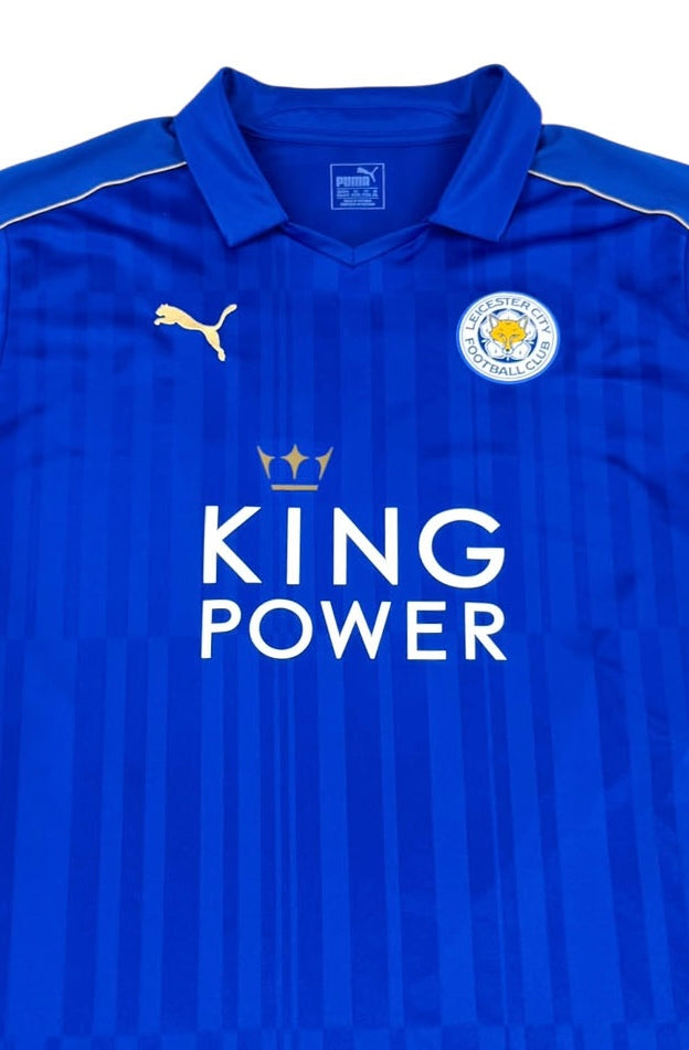 LEICESTER CITY 2016/17 HOME SHIRT SIGNED 27 WASILEWSKI (Front, Detail)