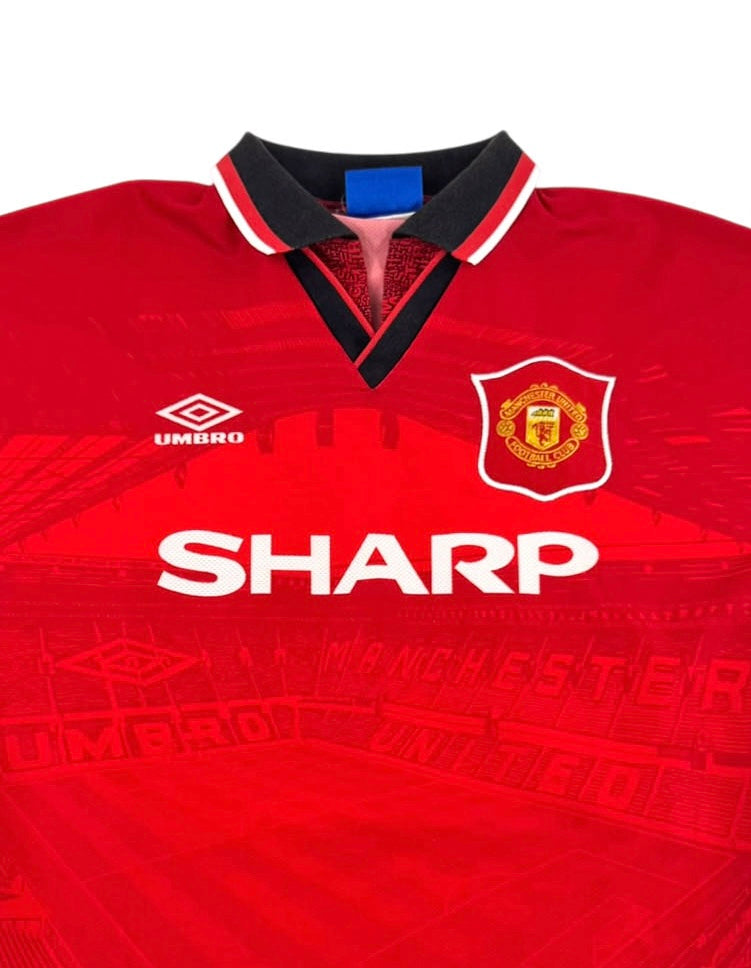 MANCHESTER UNITED 1994 95 HOME SHIRT 28 BECKHAM Front Detail