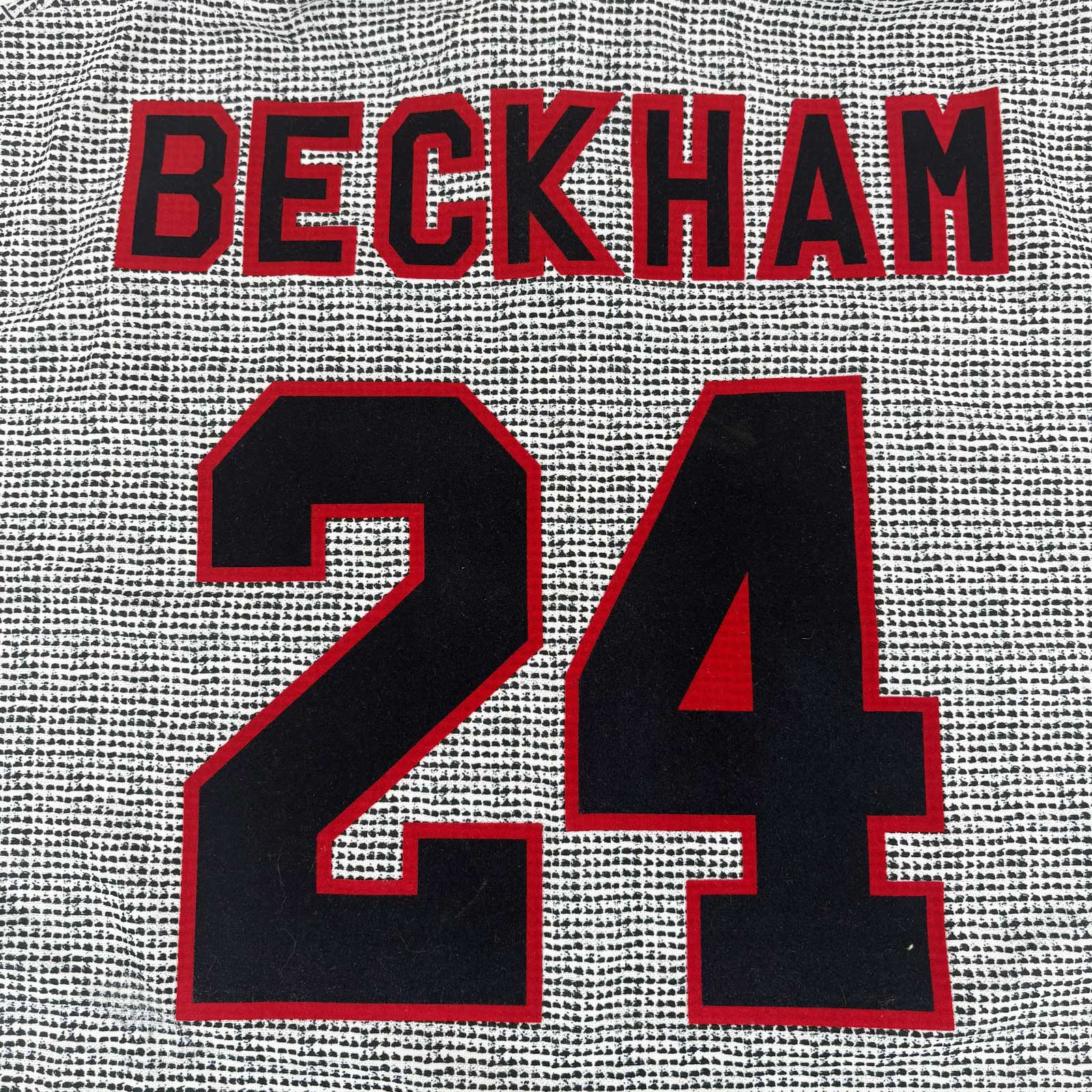MANCHESTER UNITED 1995/96 AWAY SHIRT - #24 BECKHAM (SIZE XL)
