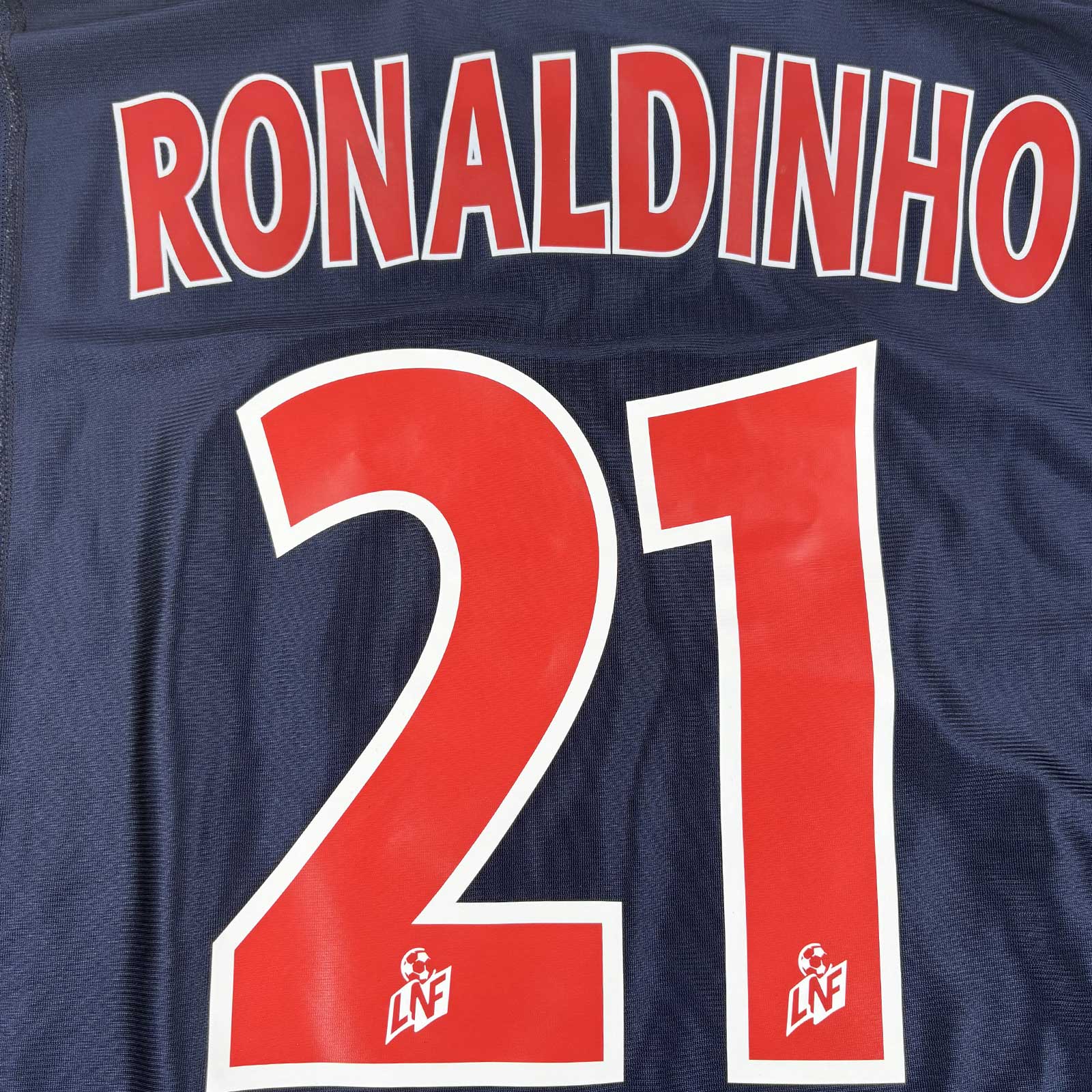 PARIS SAINT-GERMAIN 2001/02 HOME SHIRT - #21 RONALDINHO
