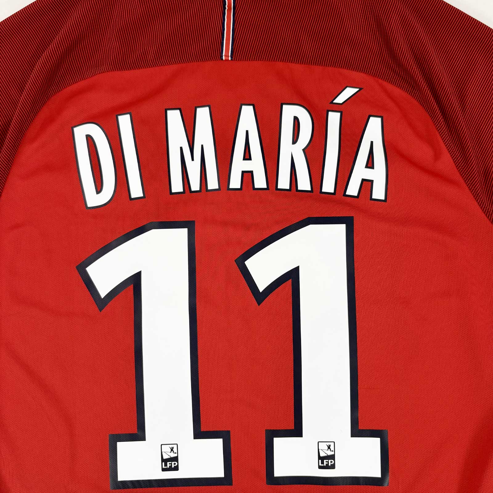 PARIS SAINT-GERMAIN 2016/17 AWAY SHIRT - #11 DI MARIA (SIZE M)