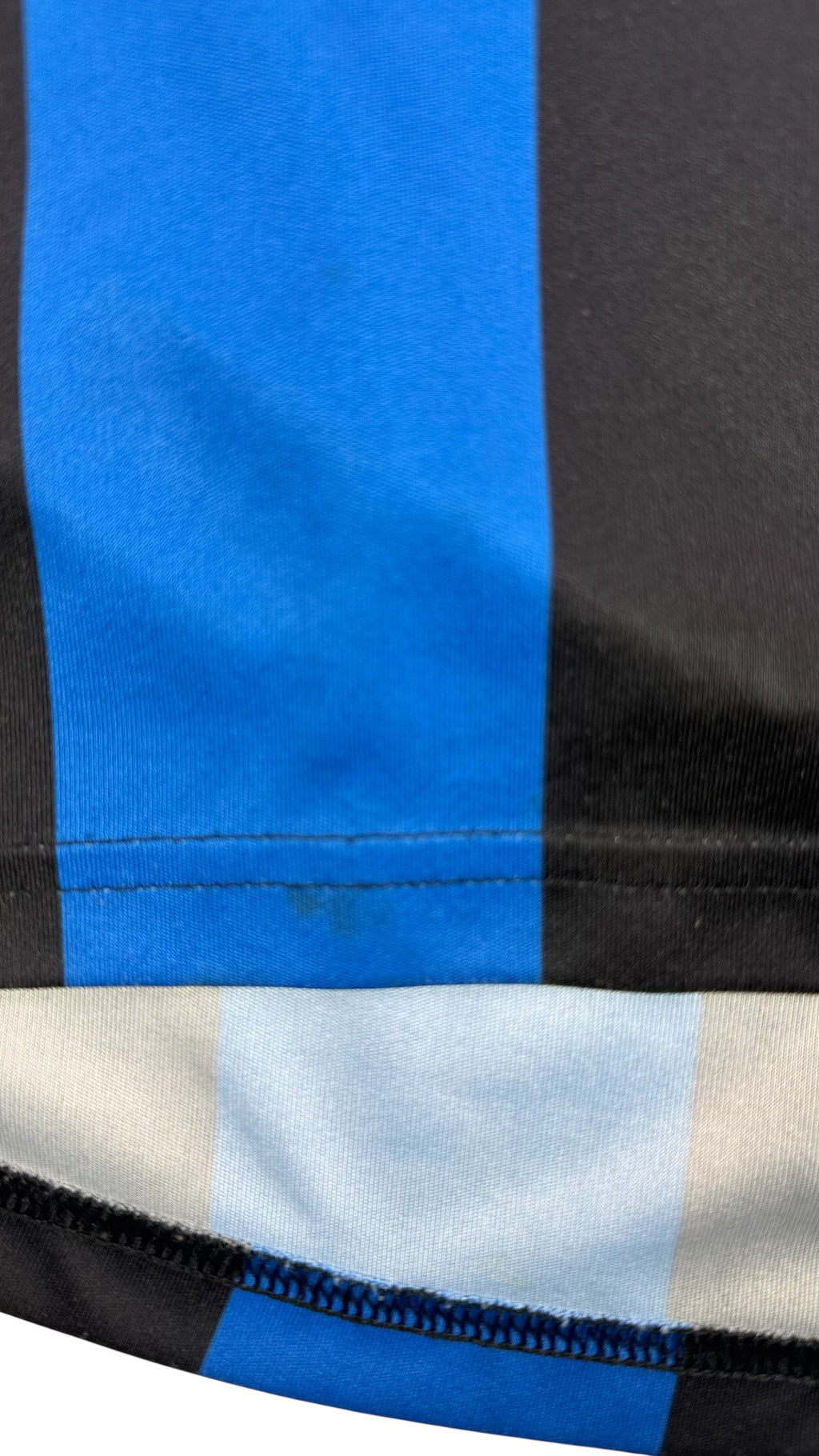 CLUB BRUGGE 2011/12 HOME SHIRT - #13 VICTOR VAZQUEZ (SIZE M)