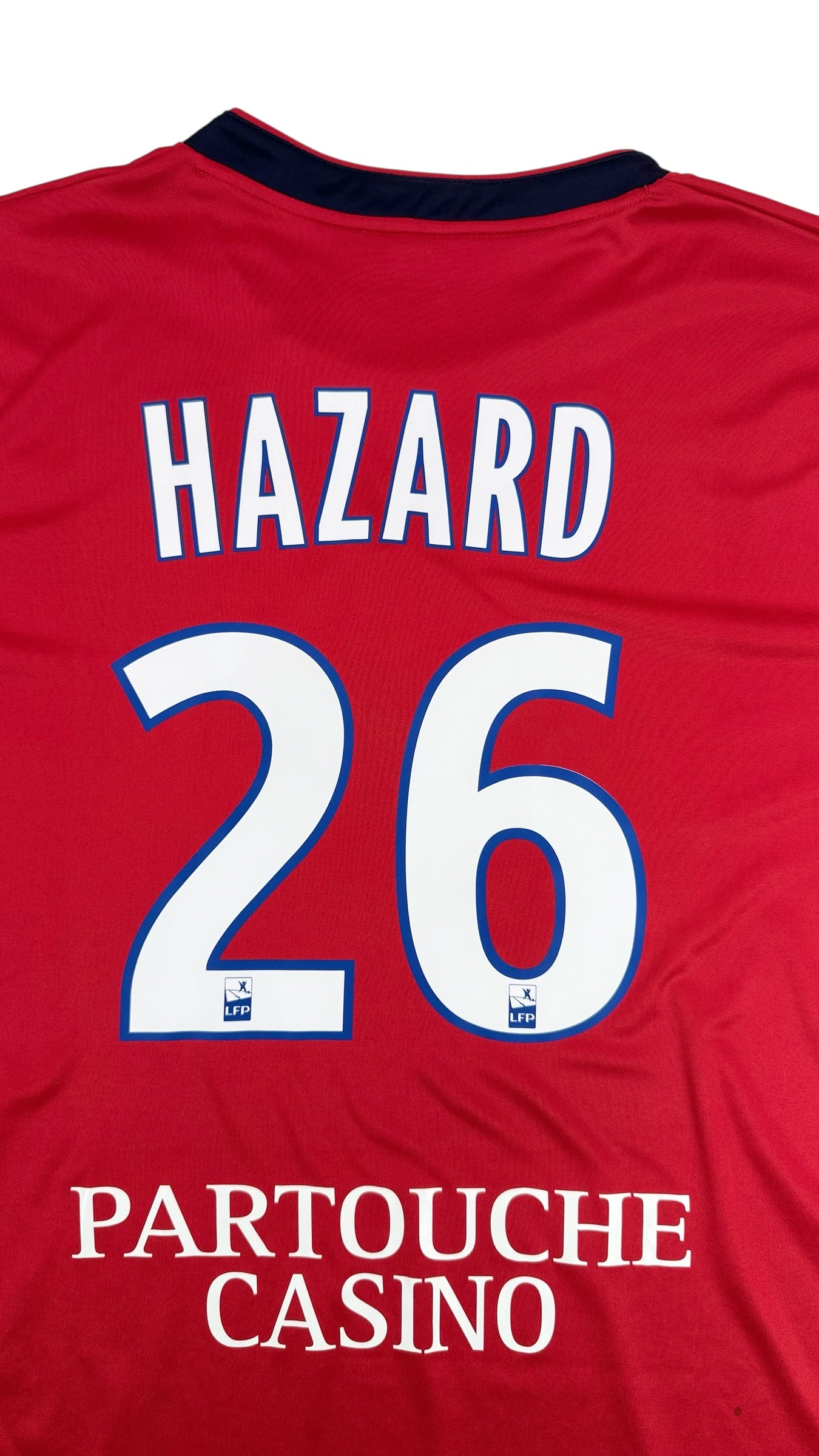 LILLE 2008/09 HOME SHIRT - #26 HAZARD (SIZE XL) SIGNED BY TEAM