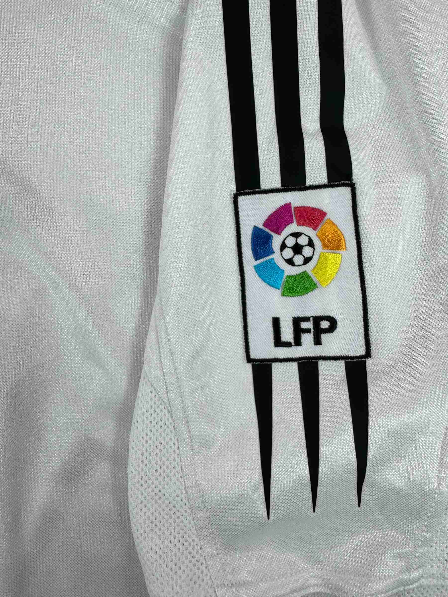 REAL MADRID 2004/05 HOME SHIRT - #10 FIGO (SIZE XL)