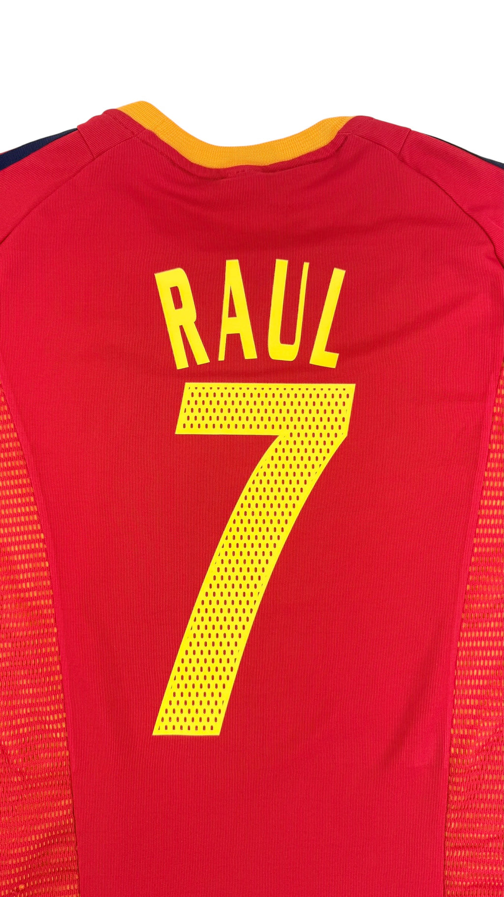 SPAIN 2002/03 HOME SHIRT - #7 RAUL (SIZE XL)