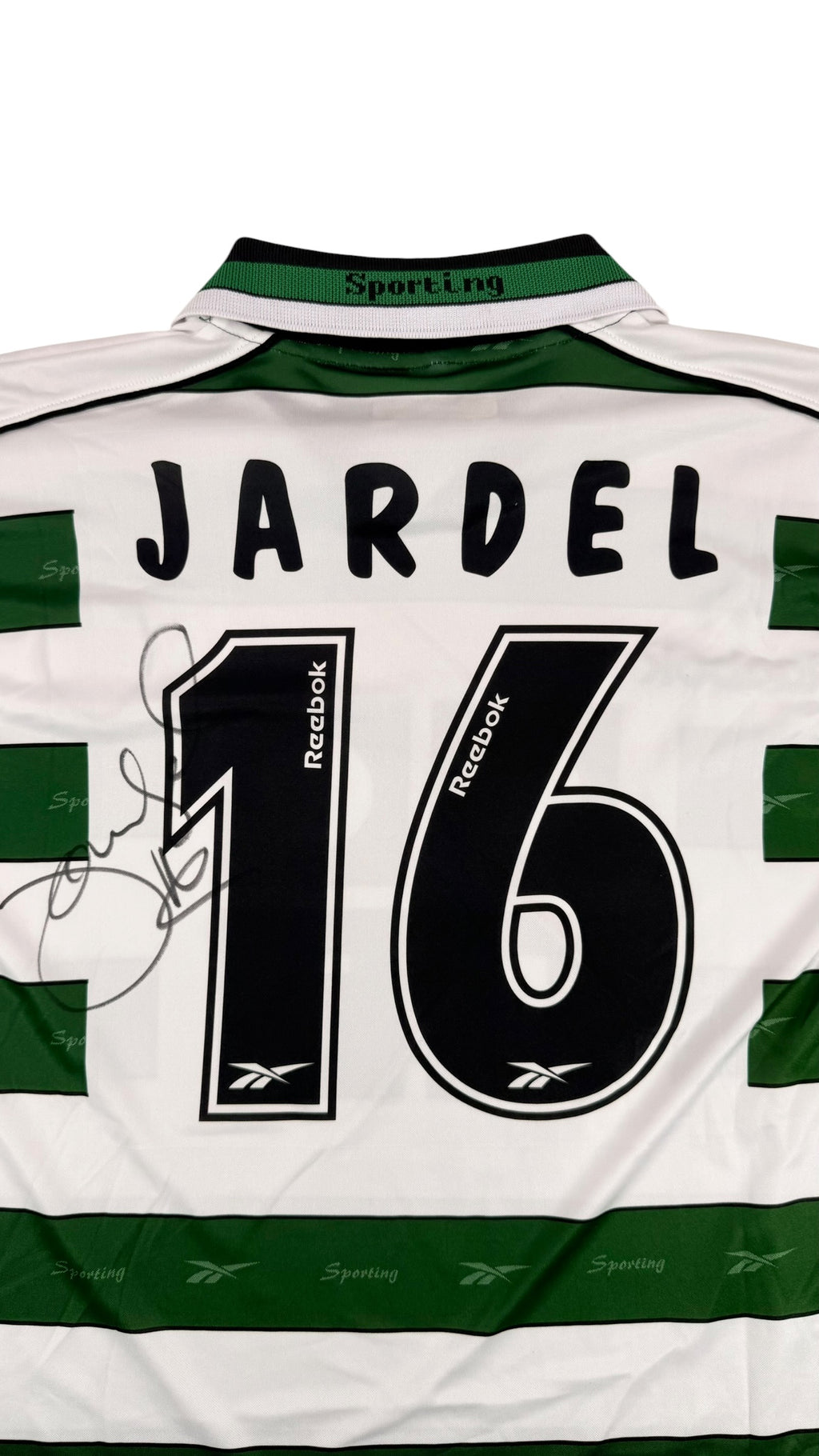 SPORTING 2001/02 HOME SHIRT - SIGNED #16 JARDEL (SIZE L)