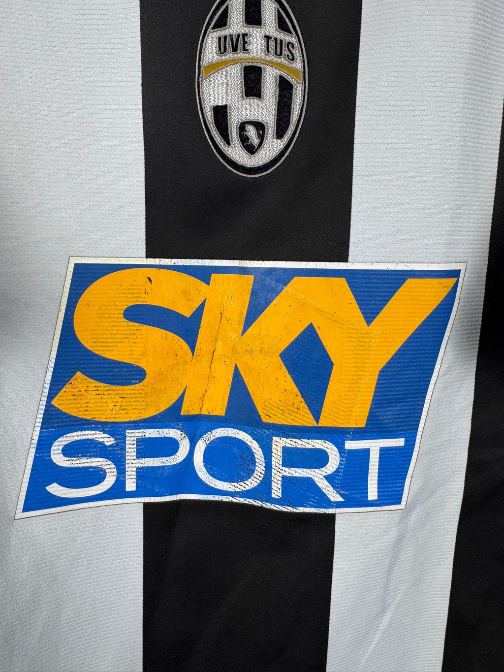 JUVENTUS 2004/05 HOME SHIRT - #11 NEDVED (SIZE S)