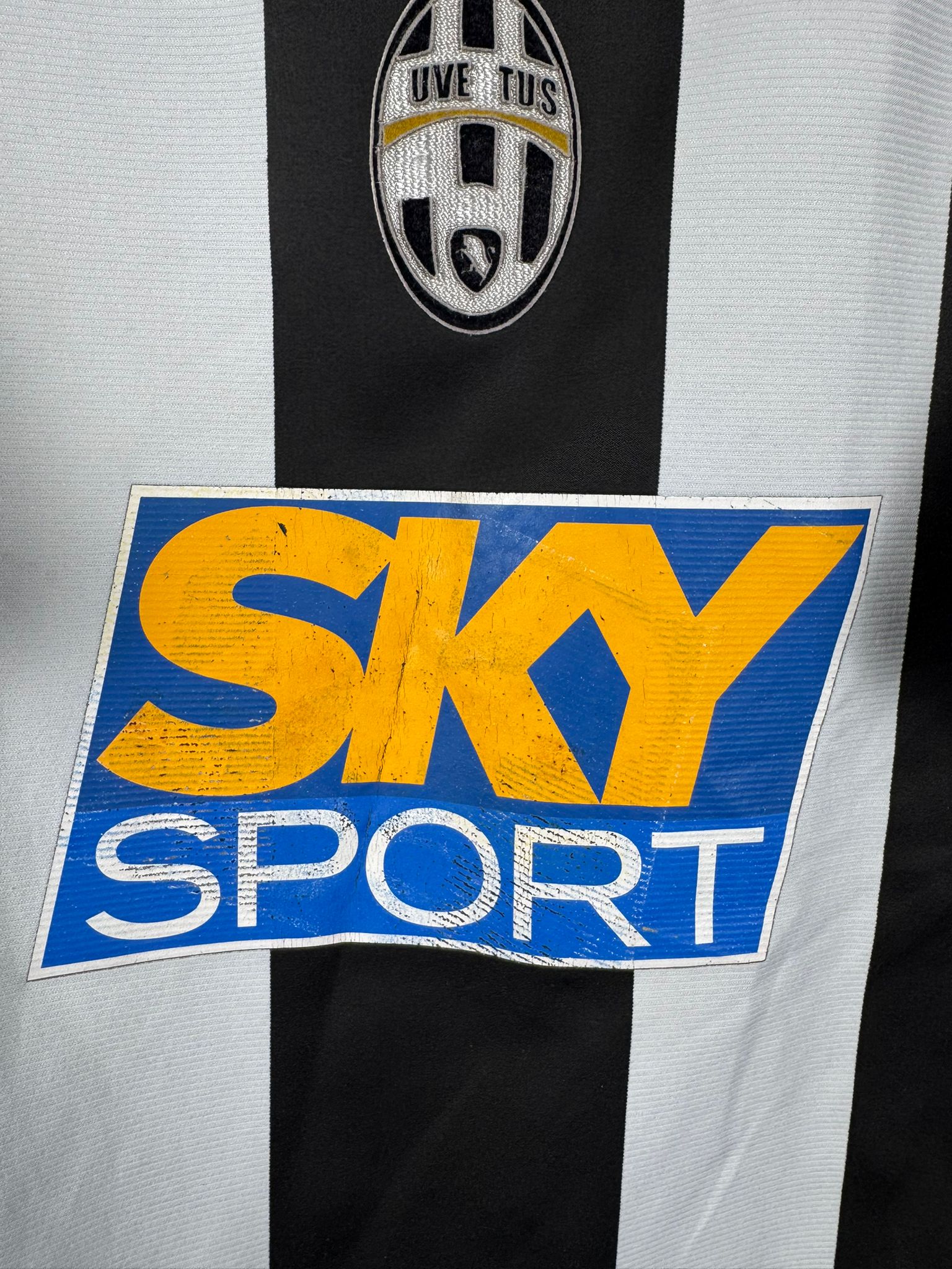 JUVENTUS 2004/05 HOME SHIRT - #11 NEDVED (SIZE S)