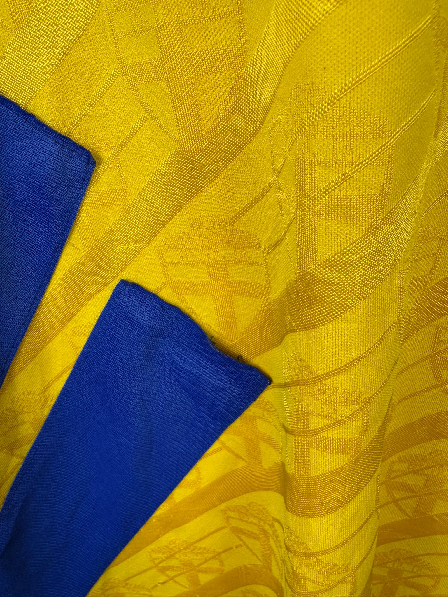 SWEDEN 1994/95 HOME SHIRT (SIZE M)
