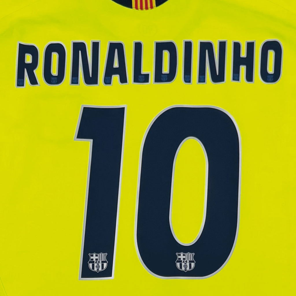 FC BARCELONA 2005/06 AWAY SHIRT – #10 RONALDINHO (SIZE XL)