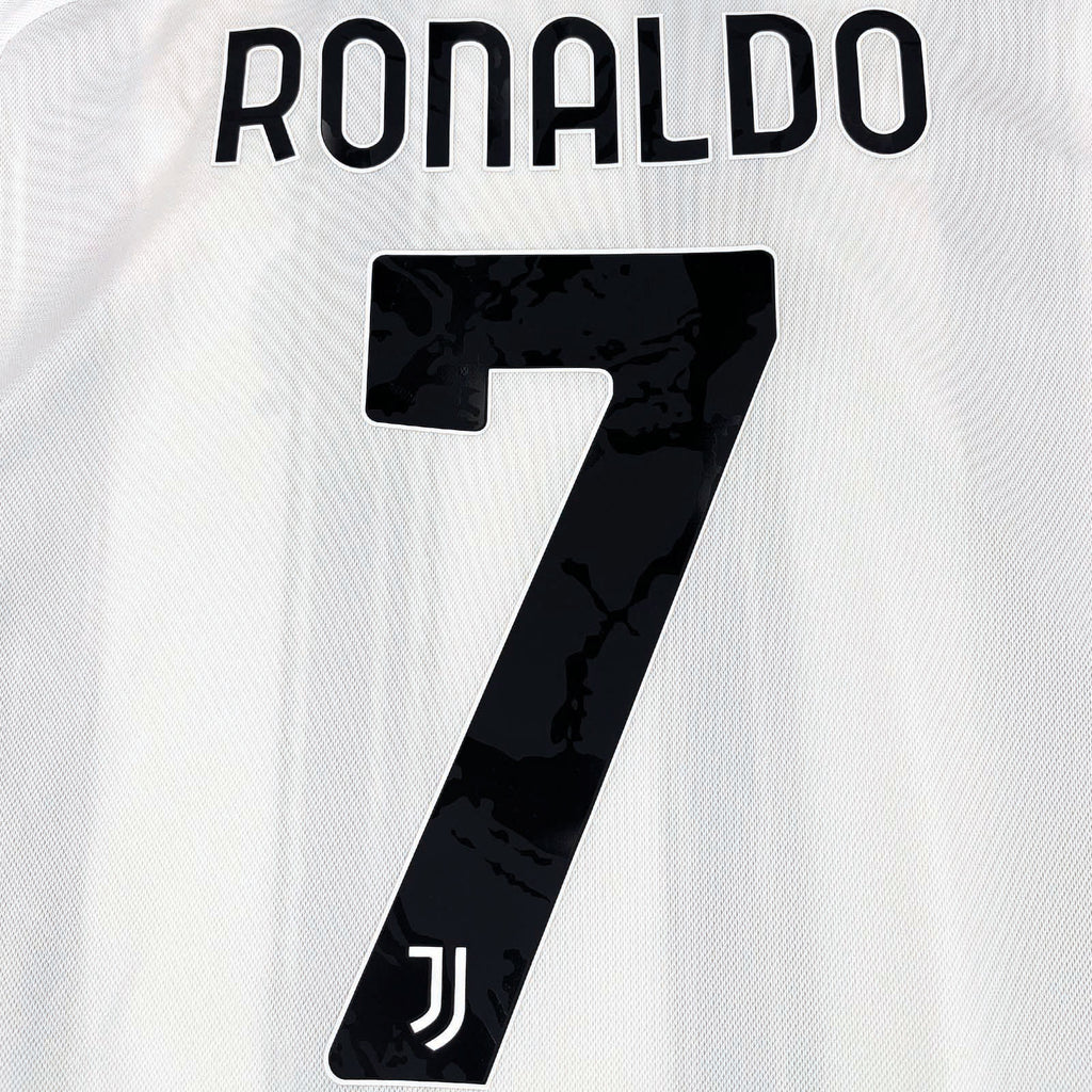 JUVENTUS 2020/21 HOME SHIRT - #7 RONALDO (SIZE S)