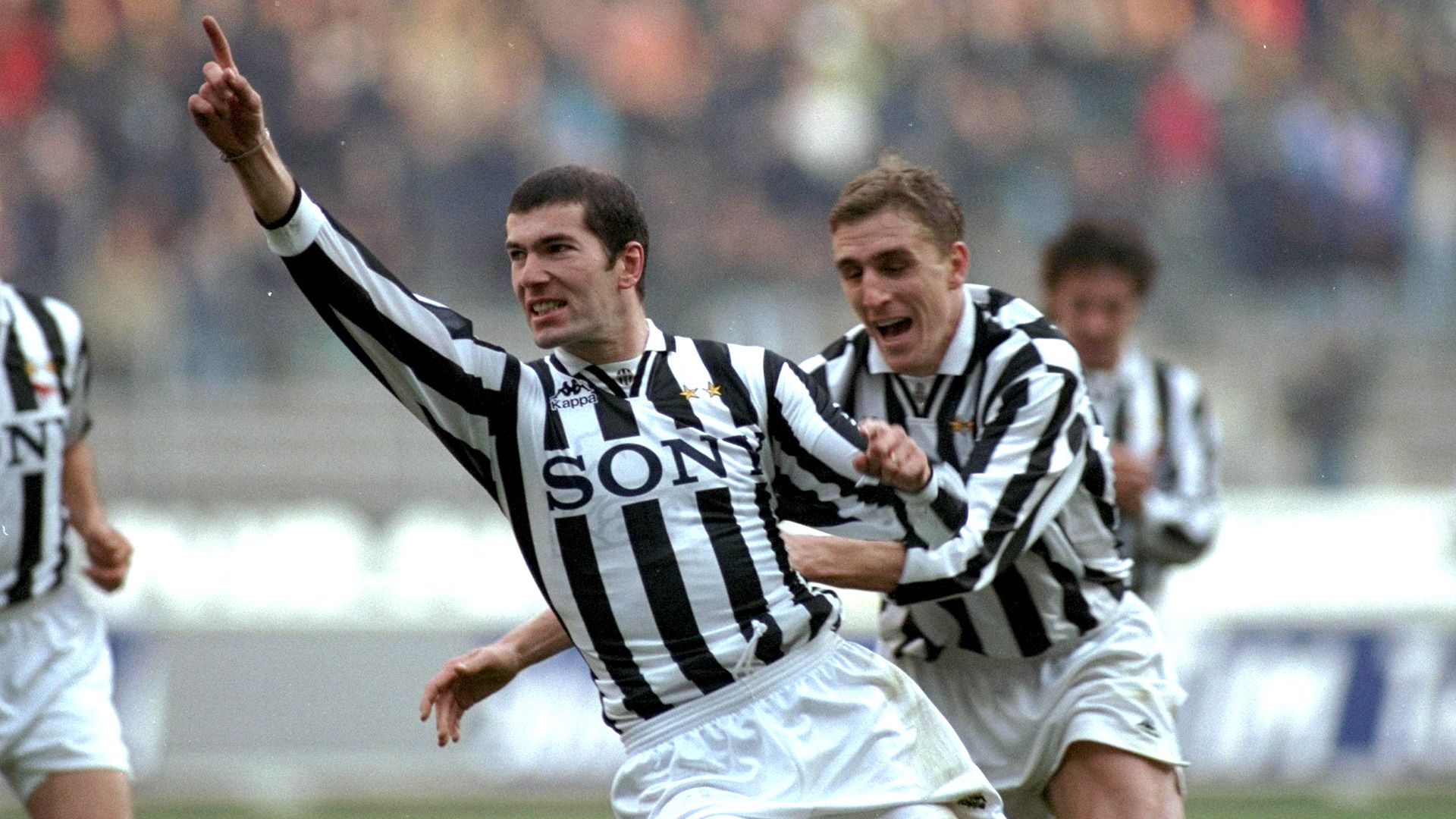JUVENTUS 1996/97 HOME SHIRT (SIZE XL)