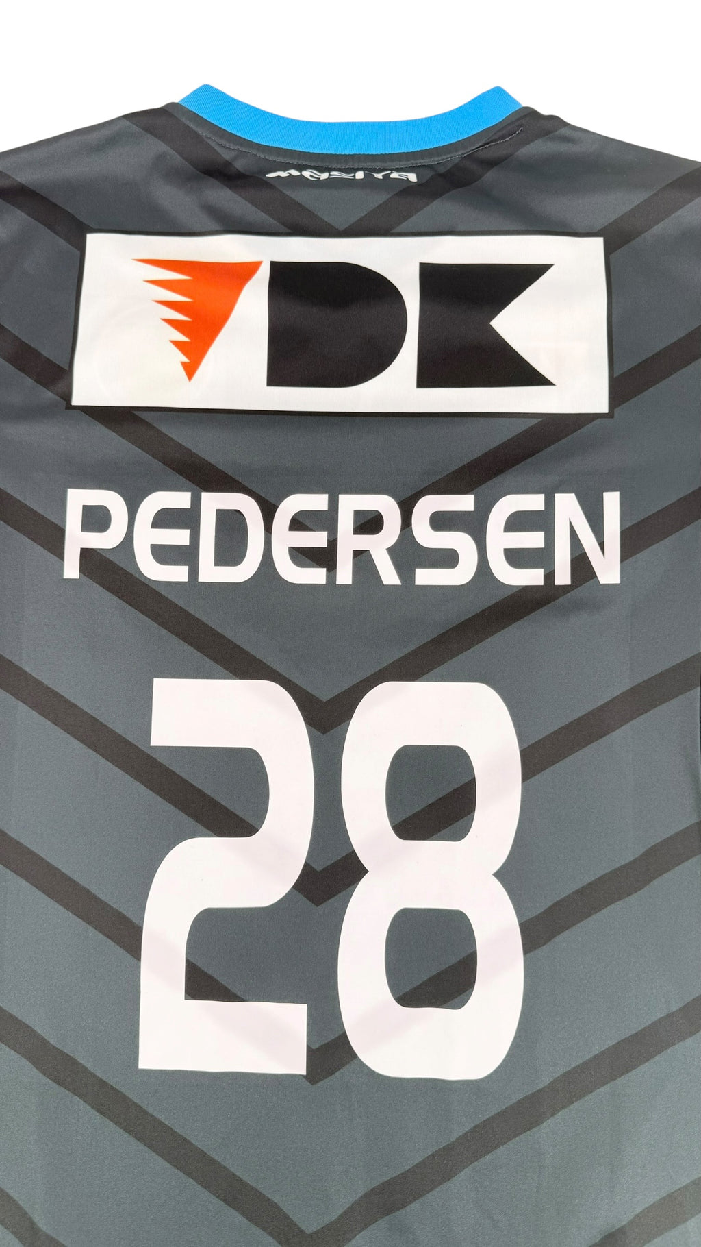 Kaa gent 2013 14 third shirt Pedersen back detail