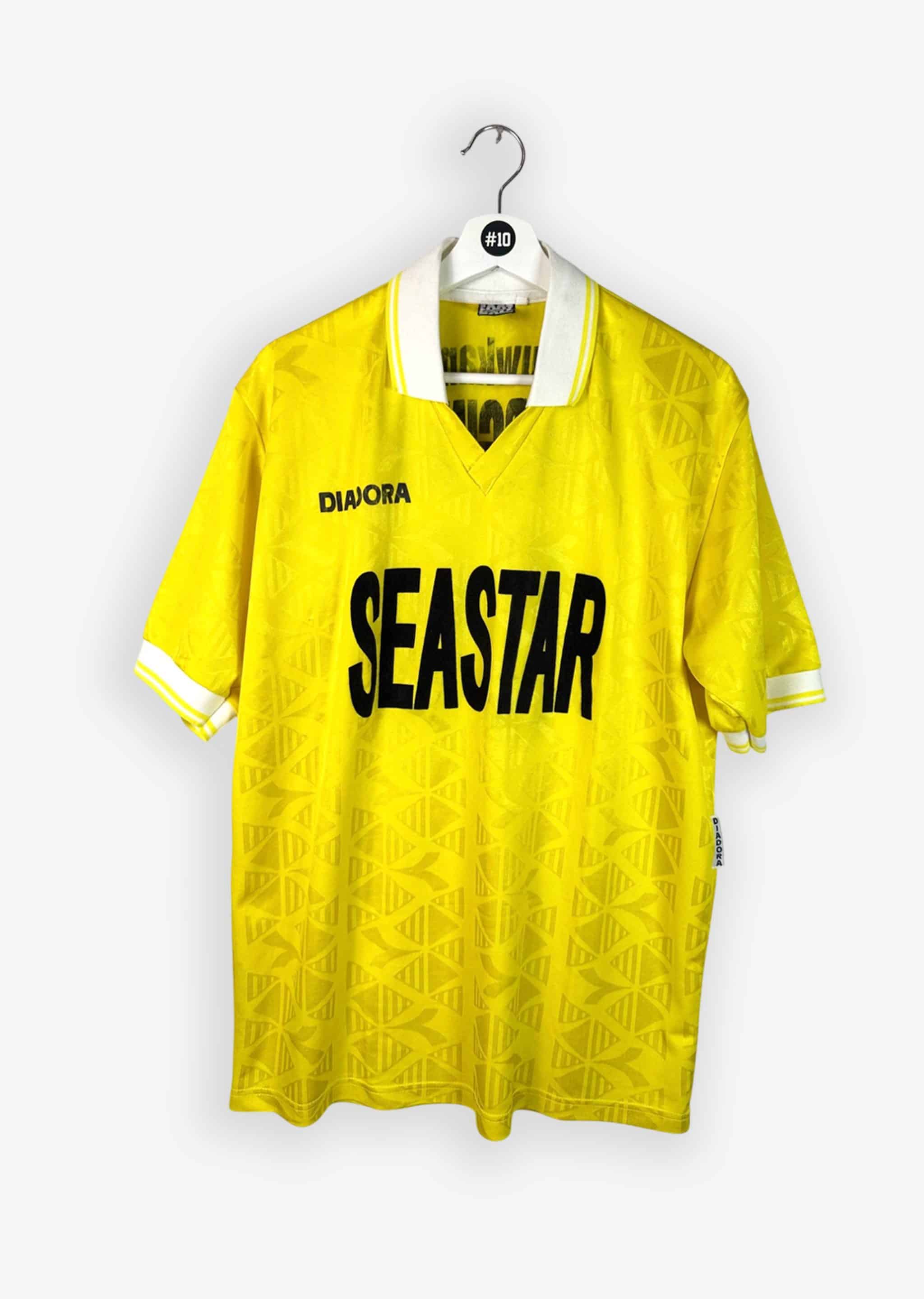 KV OOSTENDE 1997/98 HOME SHIRT - MATCHWORN/ISSUED #14 (SIZE XL)