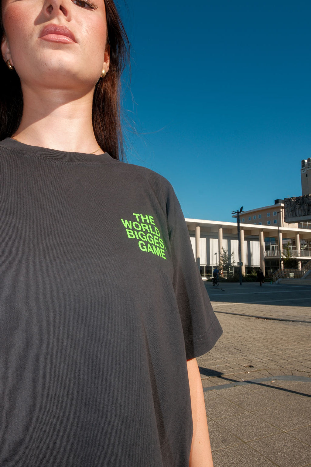 T-SHIRT THE WORLD'S BIGGEST