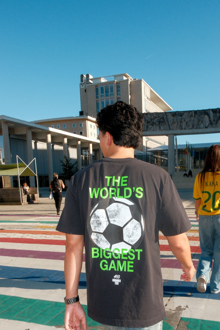 T-SHIRT THE WORLD'S BIGGEST