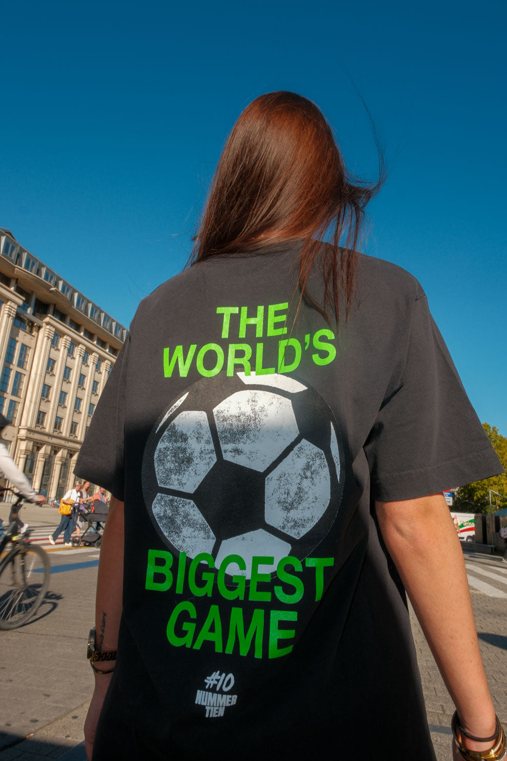 T-SHIRT THE WORLD'S BIGGEST